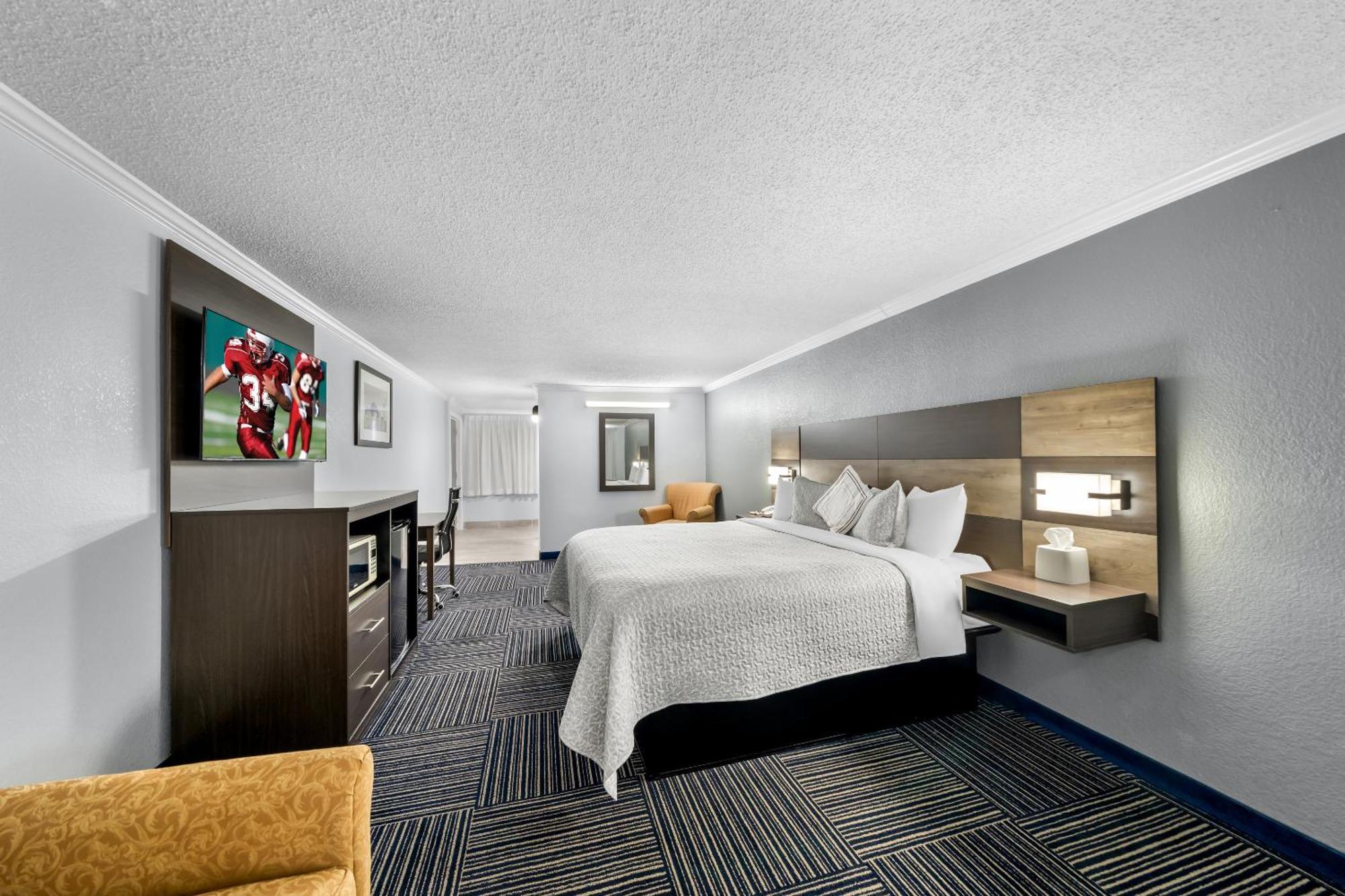 Superior King Room Smoke Free,1628651343:JPEG