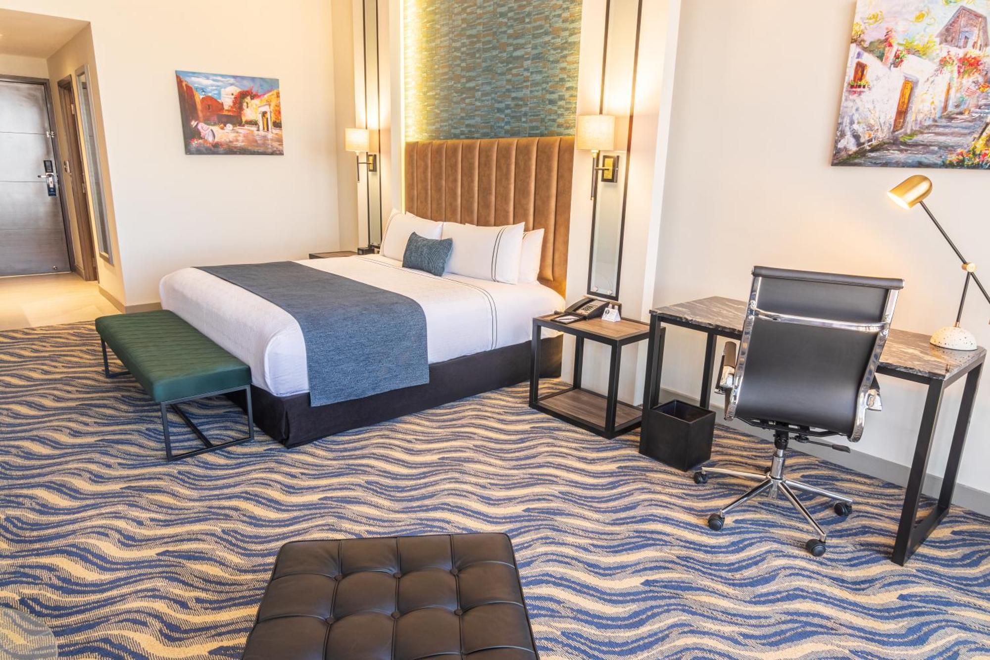 Executive King Room