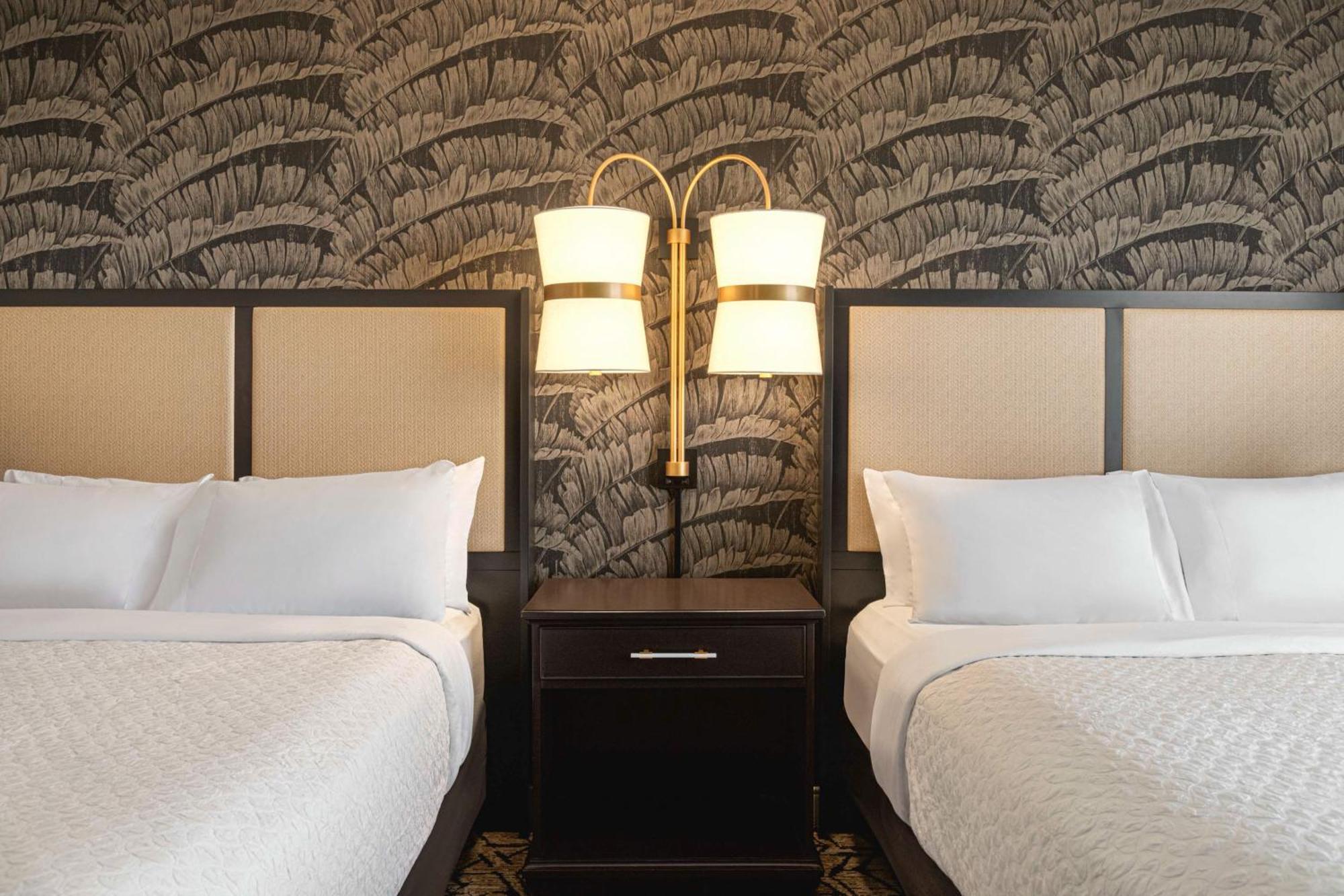 Premium Queen Suite with Two Queen Beds - Non-Smoking,1629893595:JPEG