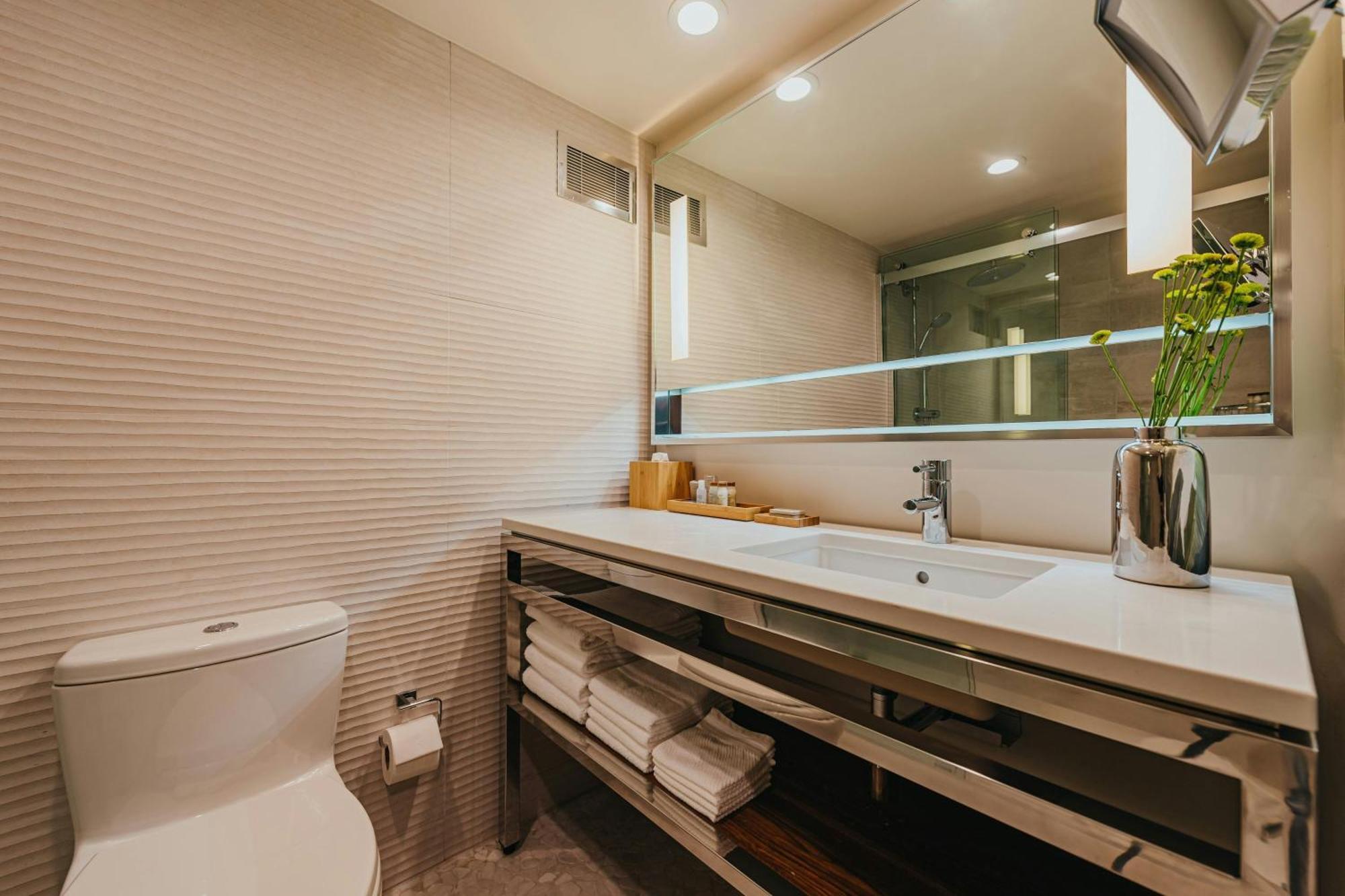 Executive Suite with King Bed - Adults Only,1631552942:JPEG