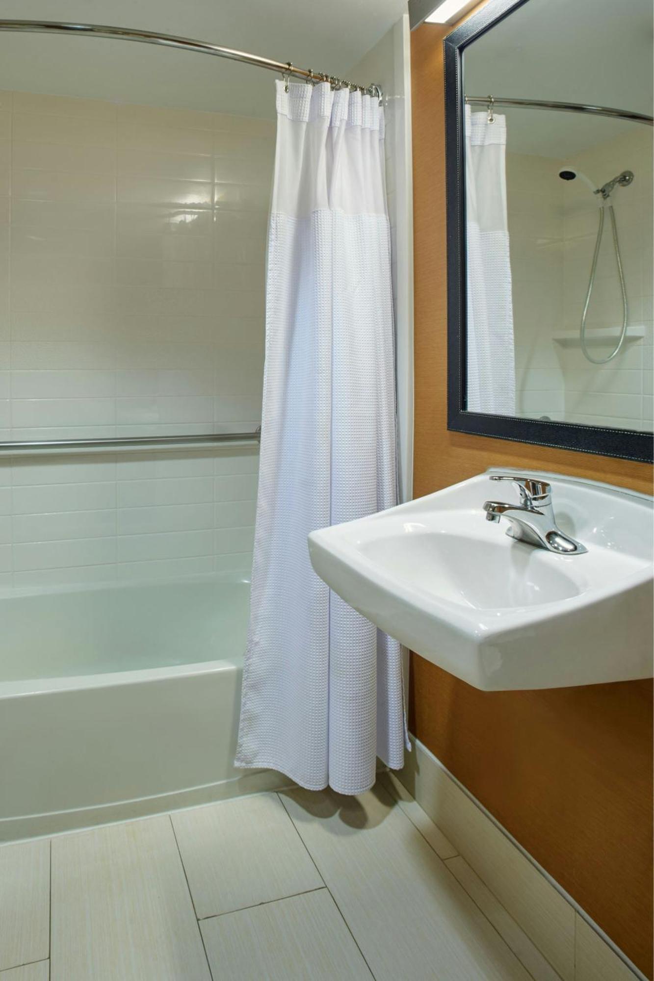 Double Queen Room