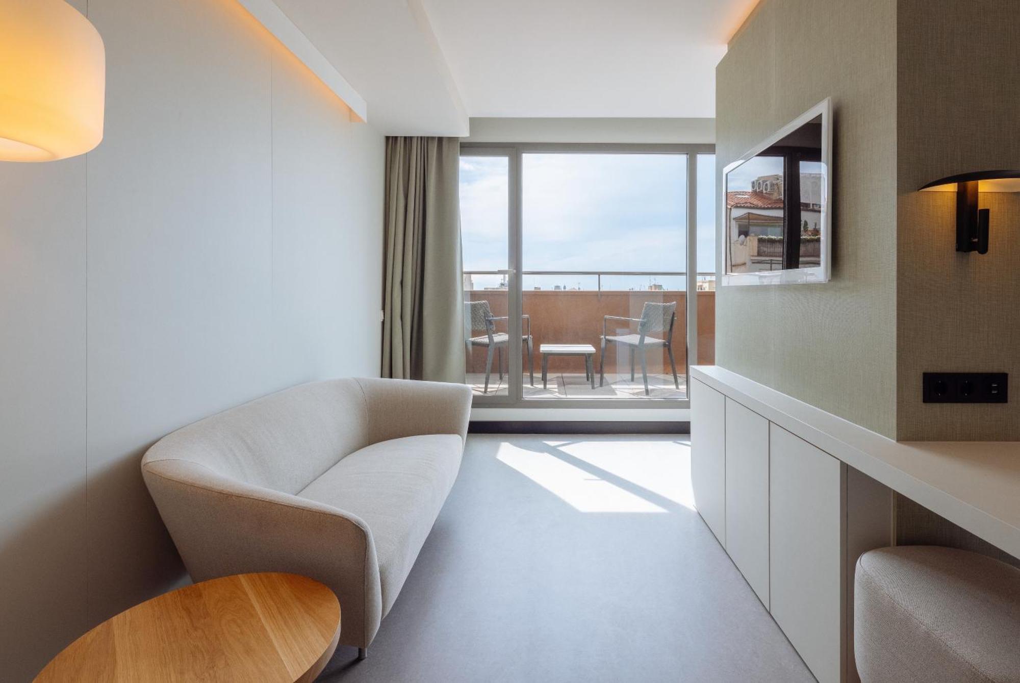 Junior Suite with Balcony