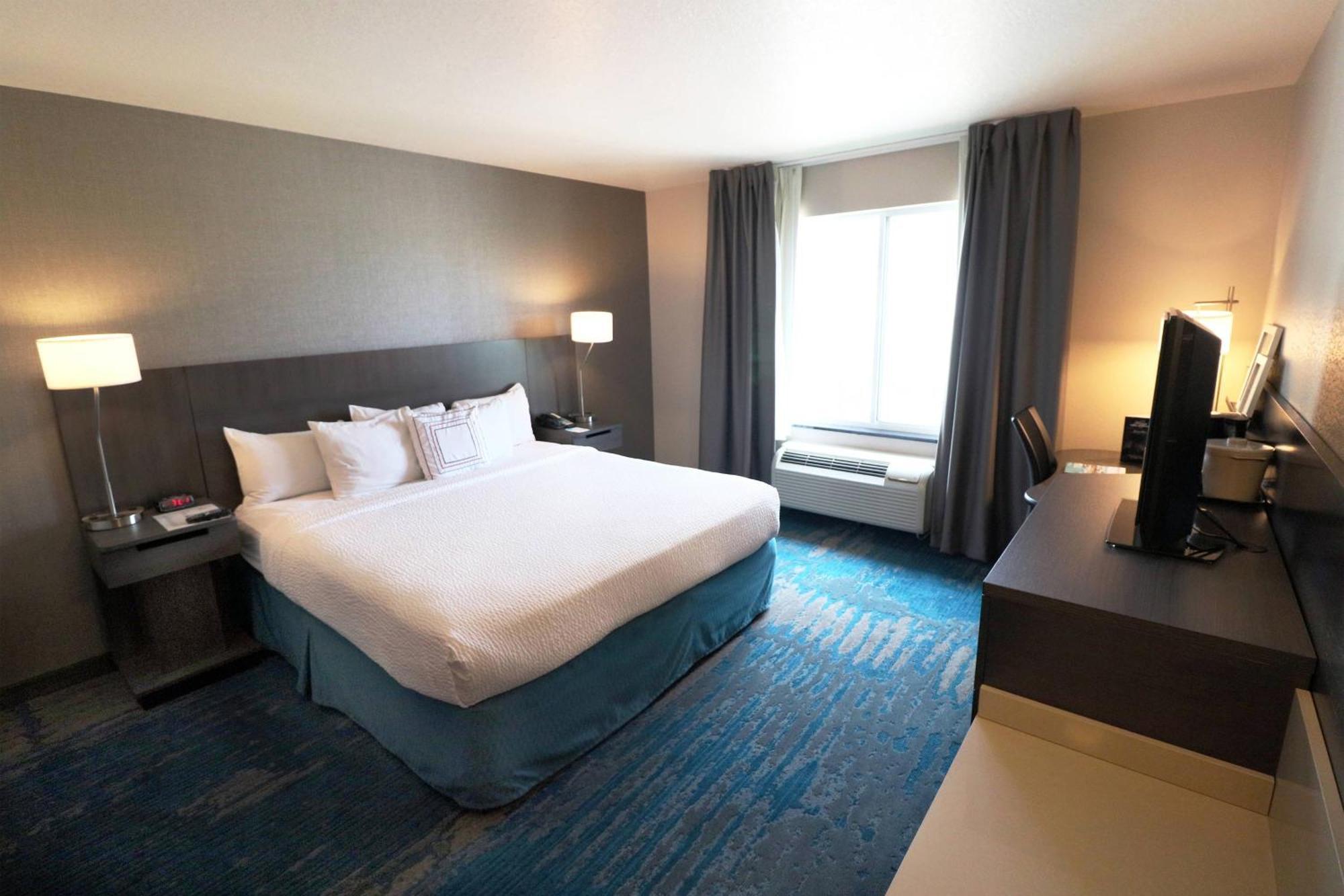 King Room - Hearing Accessible