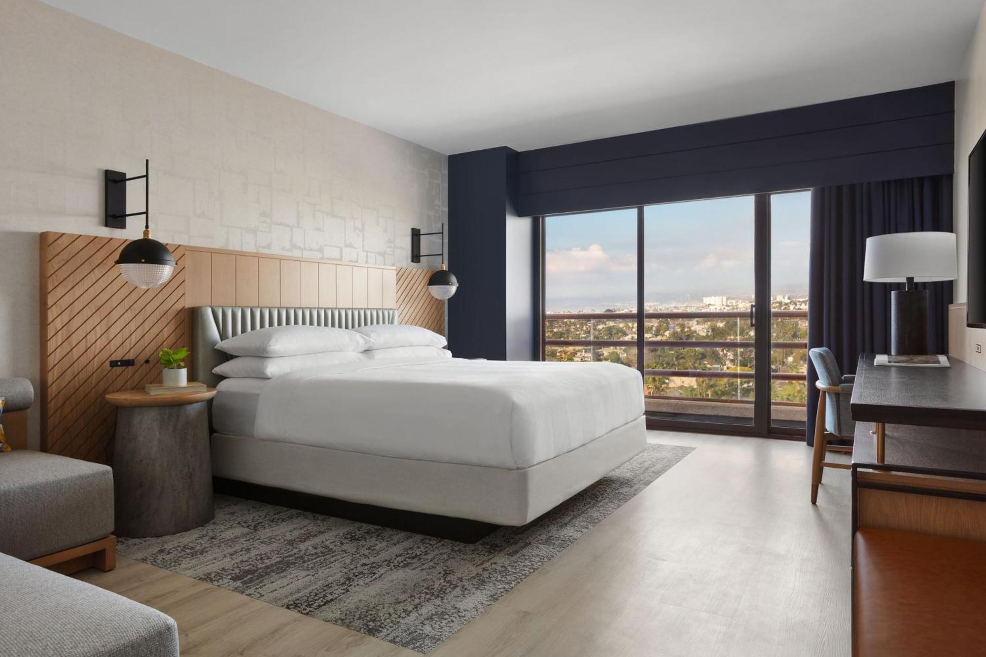 King Room with City View,1634410706:JPEG