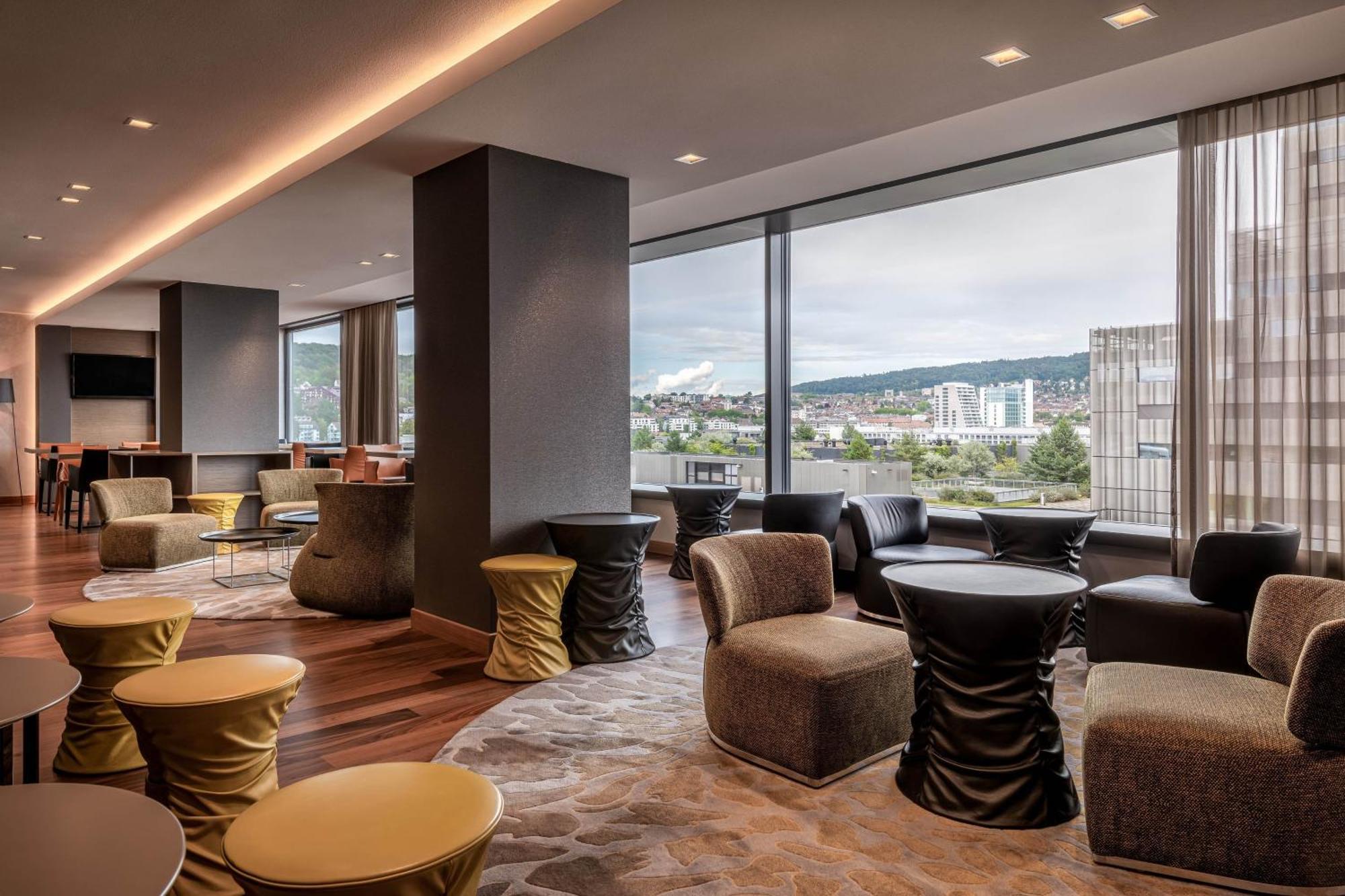 Club Room with Lounge Access,1633693148:JPEG