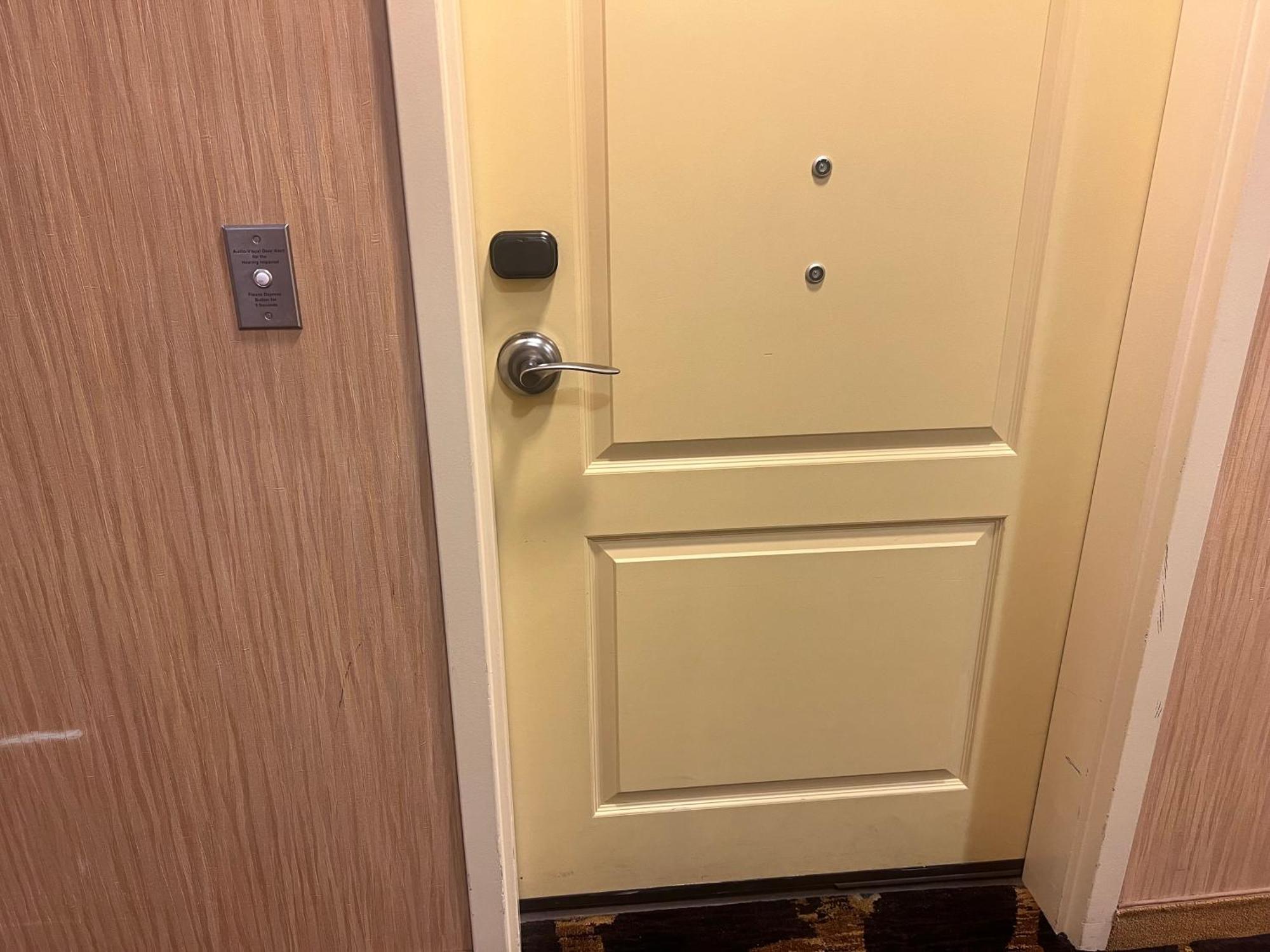 Queen Room with Two Queen Beds - Mobility and Hearing Access/Non-Smoking,1633697521:JPEG