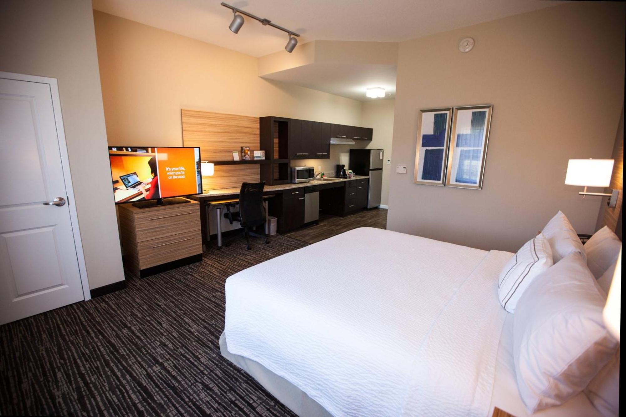 Studio King Room with Sofa Bed