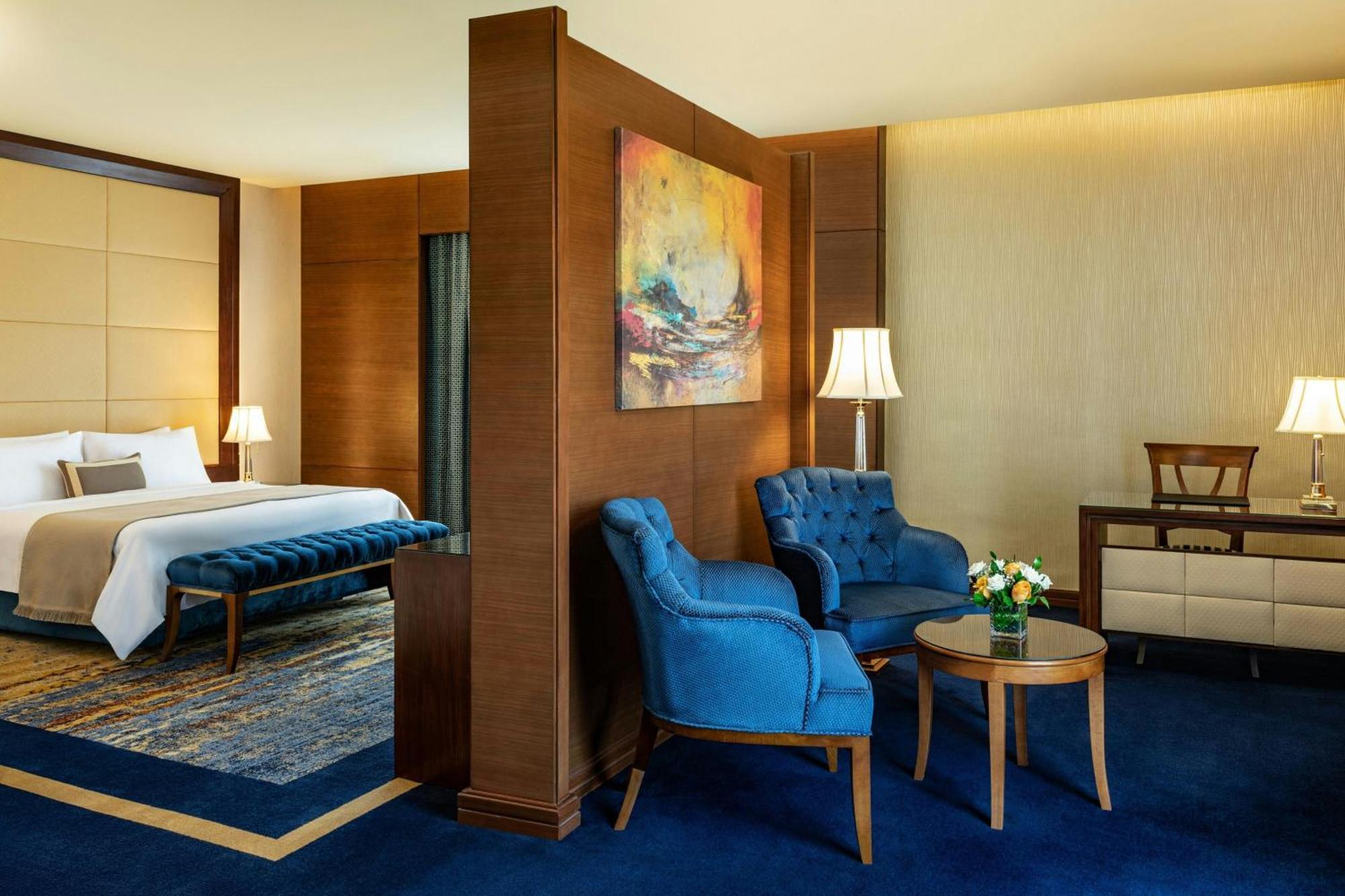Grand Deluxe King Room, Larger Guest room, 1 King, Balcony