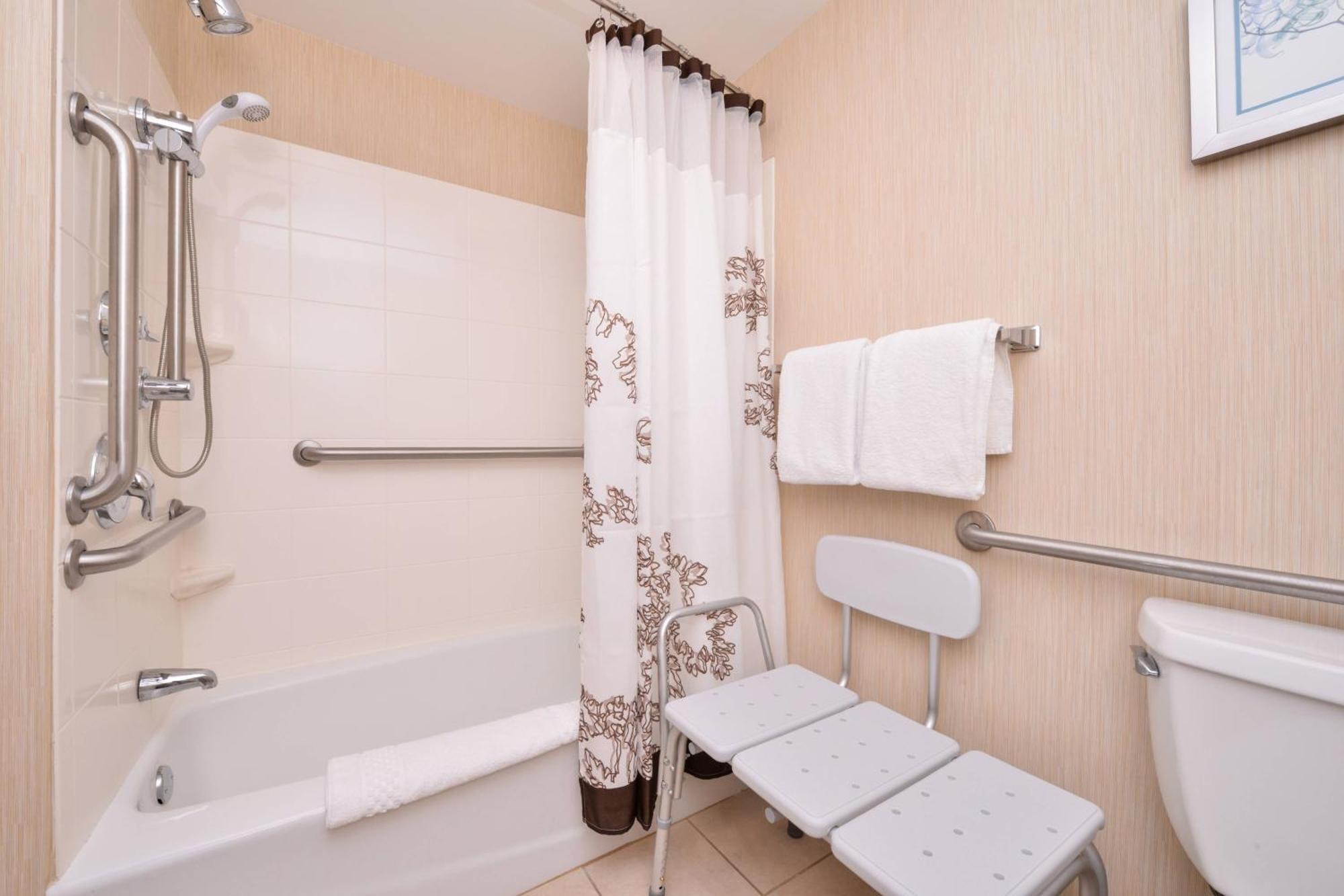 One-Bedroom King Suite,1634424651:JPEG