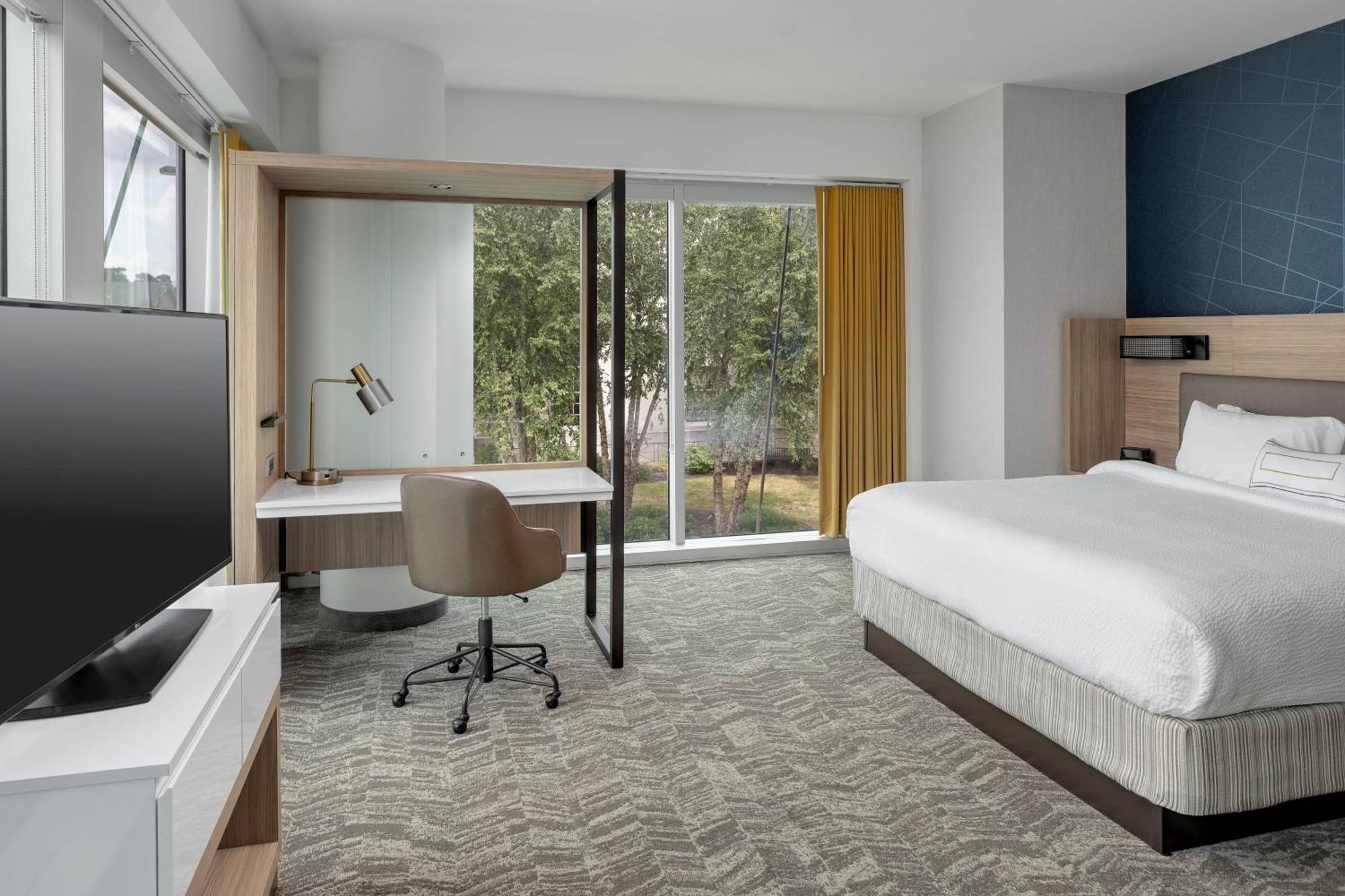 Larger King Room with Sofa Bed,1634453861:JPEG