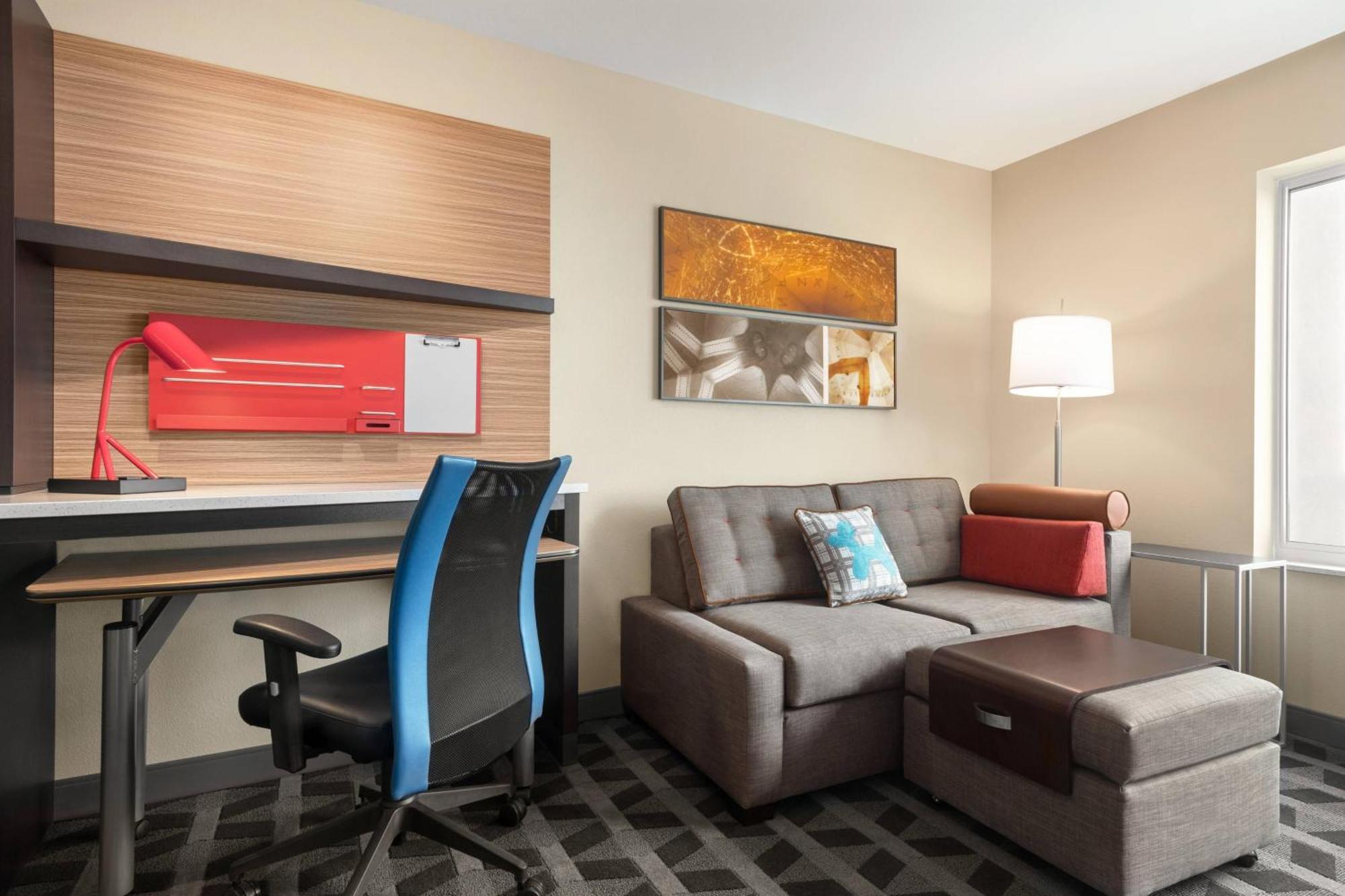 Studio, 1 King, Sofa bed
