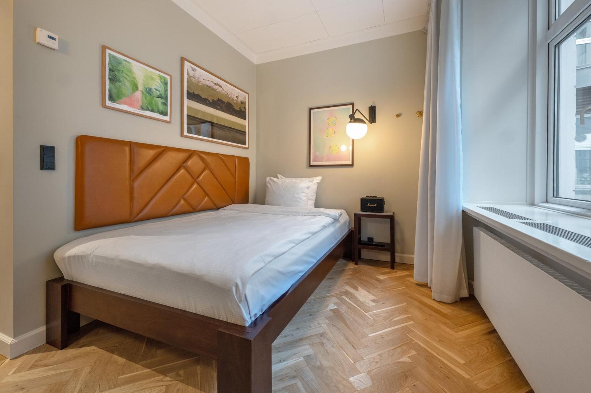 Standard Single Room,1662975387:JPEG