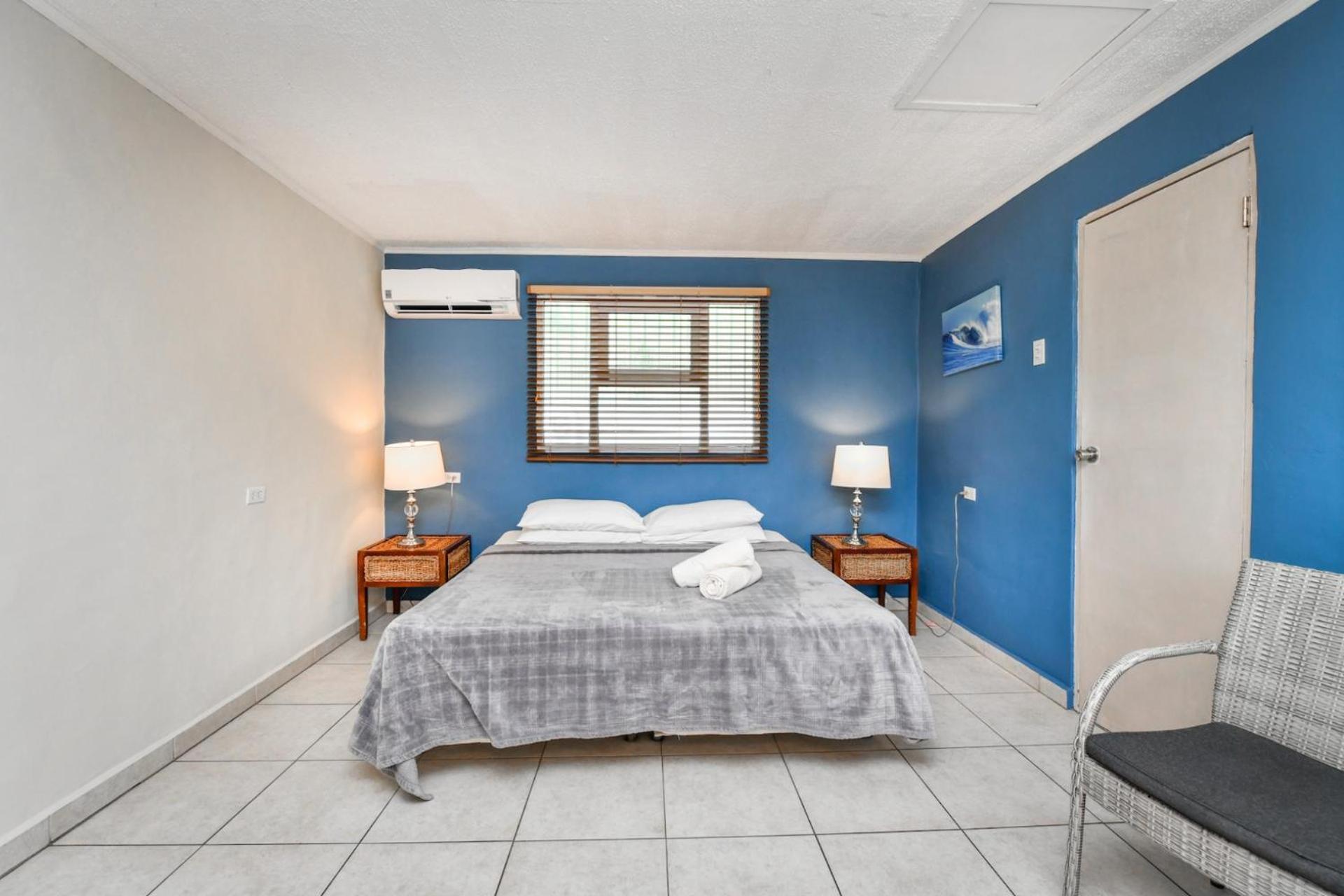 Double Room,1636011768:JPEG