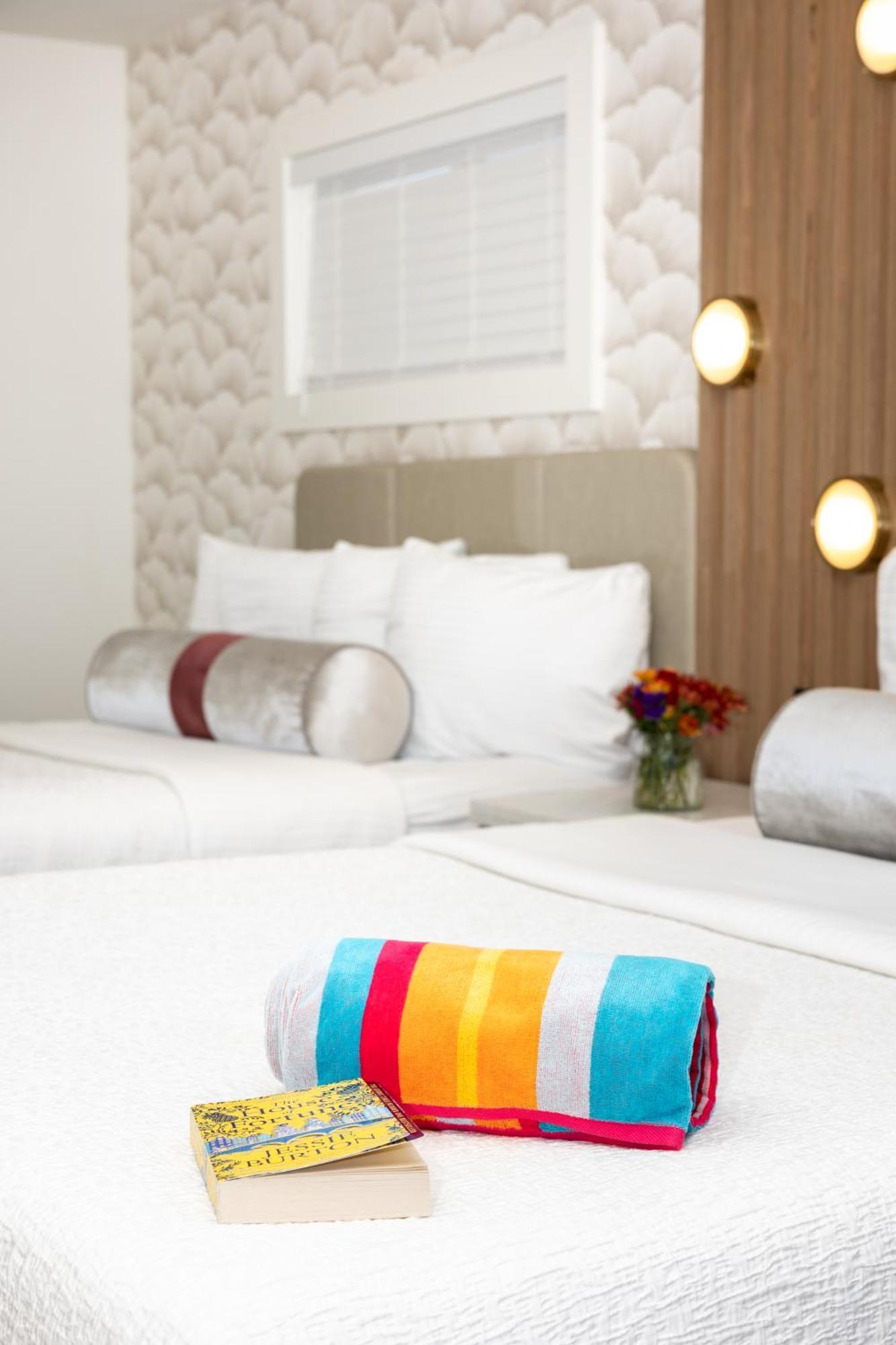Deluxe Queen Room with Two Queen Beds