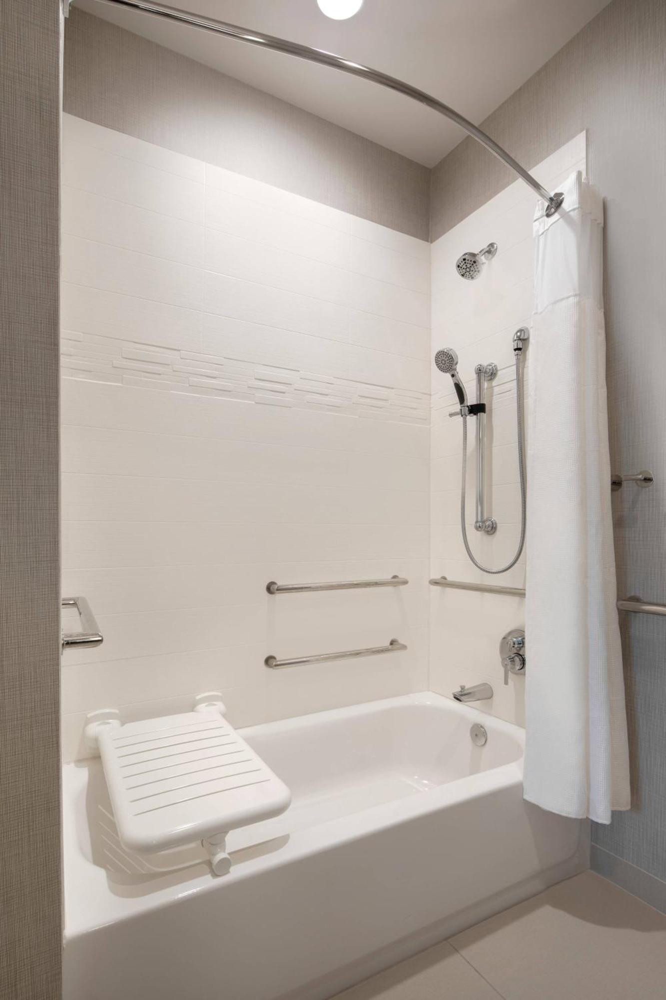 Studio, 1 King, Sofa bed,1636813051:JPEG