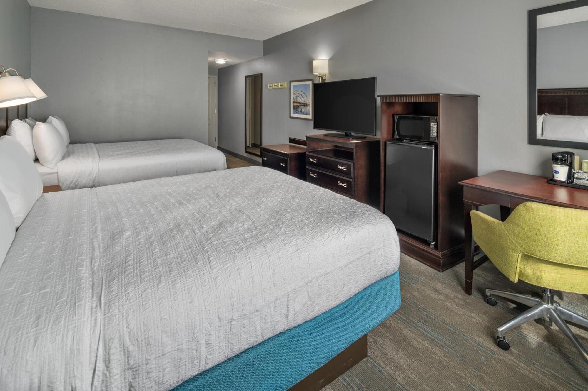 Room with Two Queen Beds - Non-Smoking,1638480709:JPEG