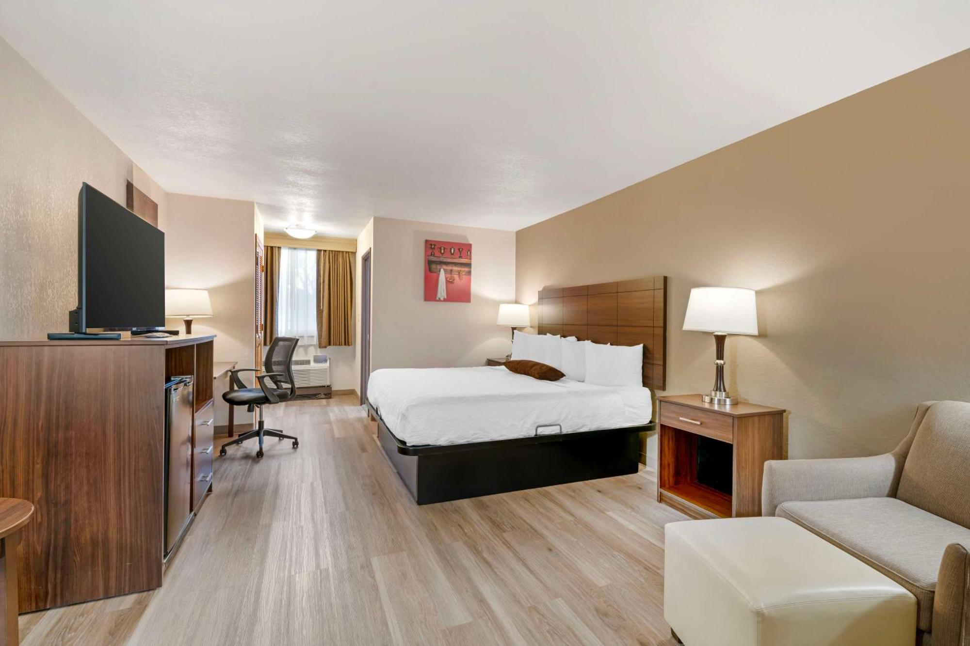King Room with Bath Tub - Communication Assistance/Non-Smoking