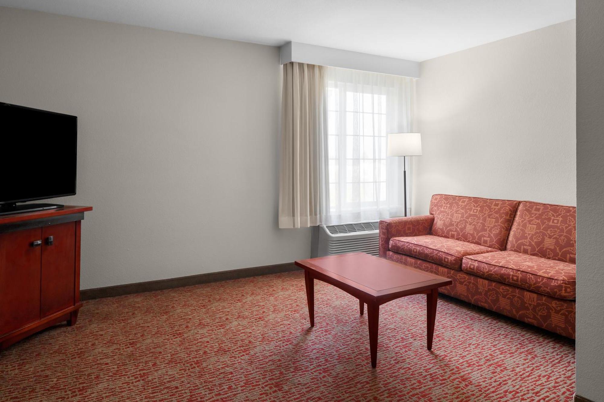 Boardroom Suite - King Bed