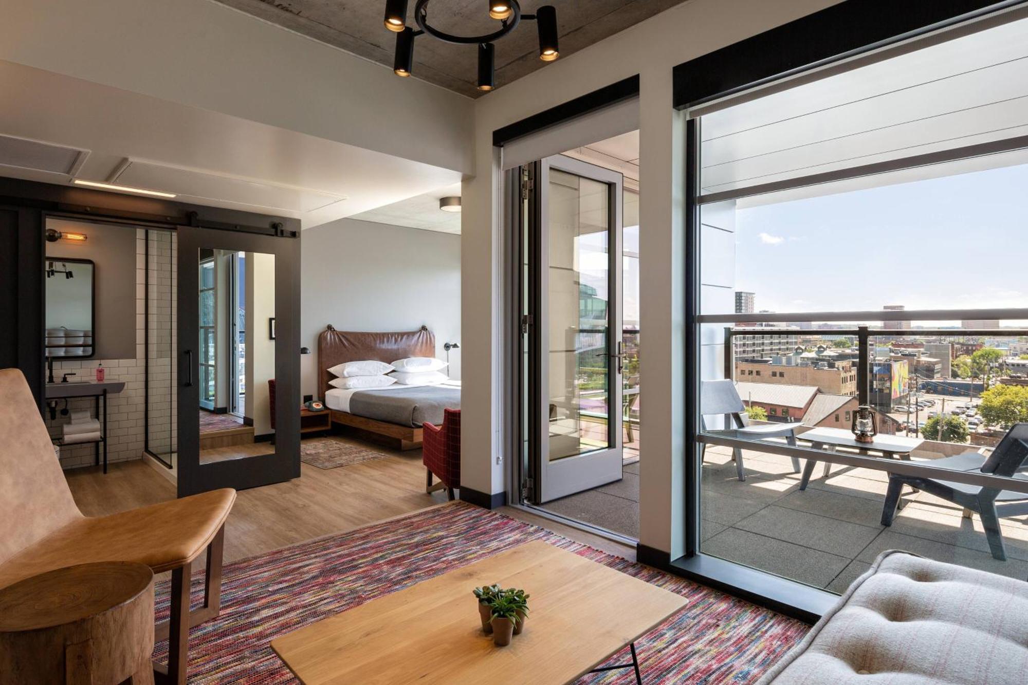 Guest room, 1 King, Sofa bed, City view, Balcony,1642980988:JPEG