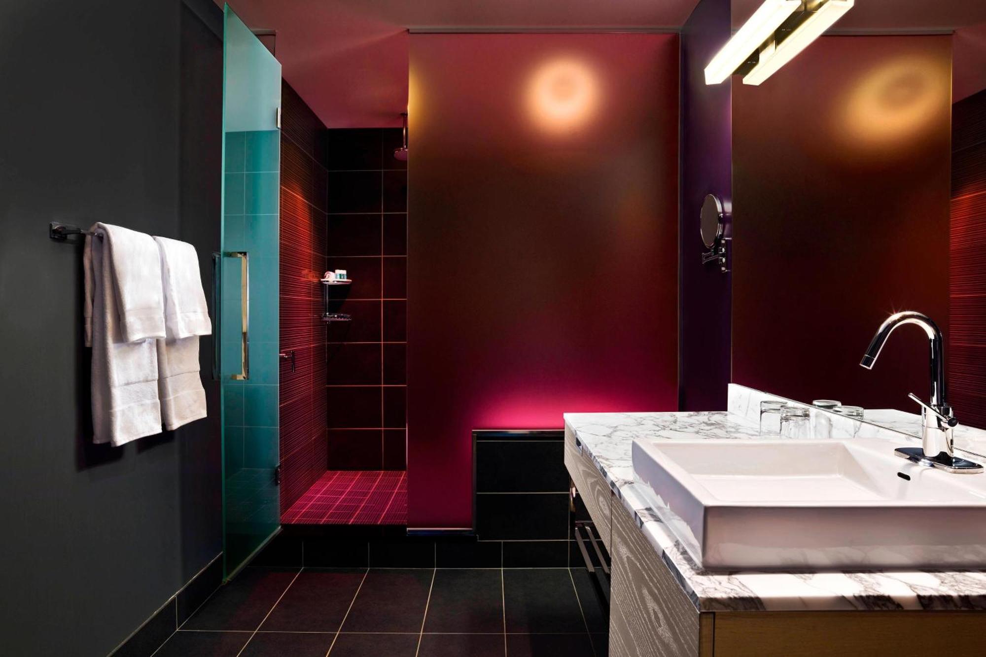 Wonderful, Guest room, 2 Queen