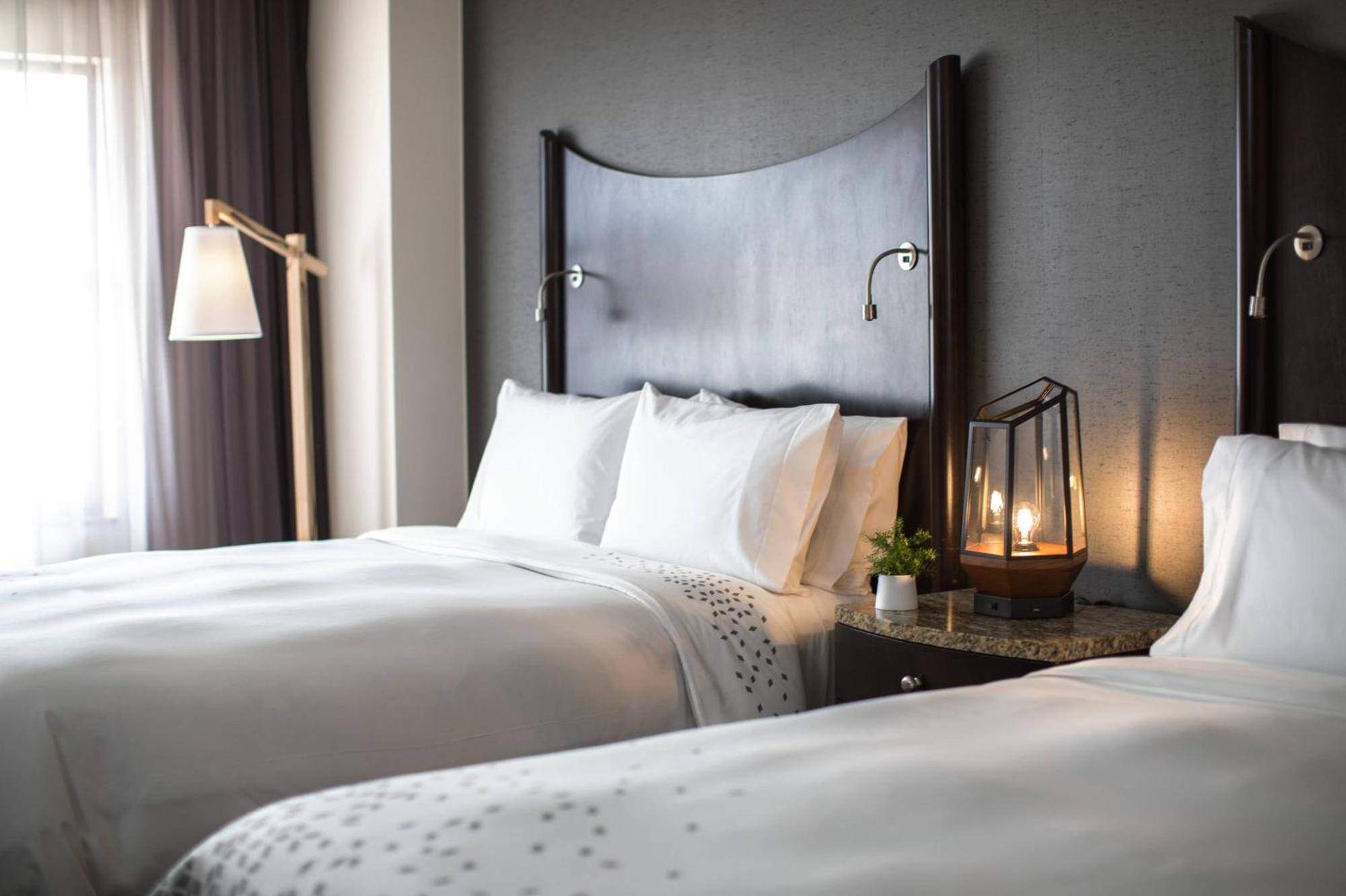 Queen Room with Two Queen Beds and Sofa Bed,1643154029:JPEG