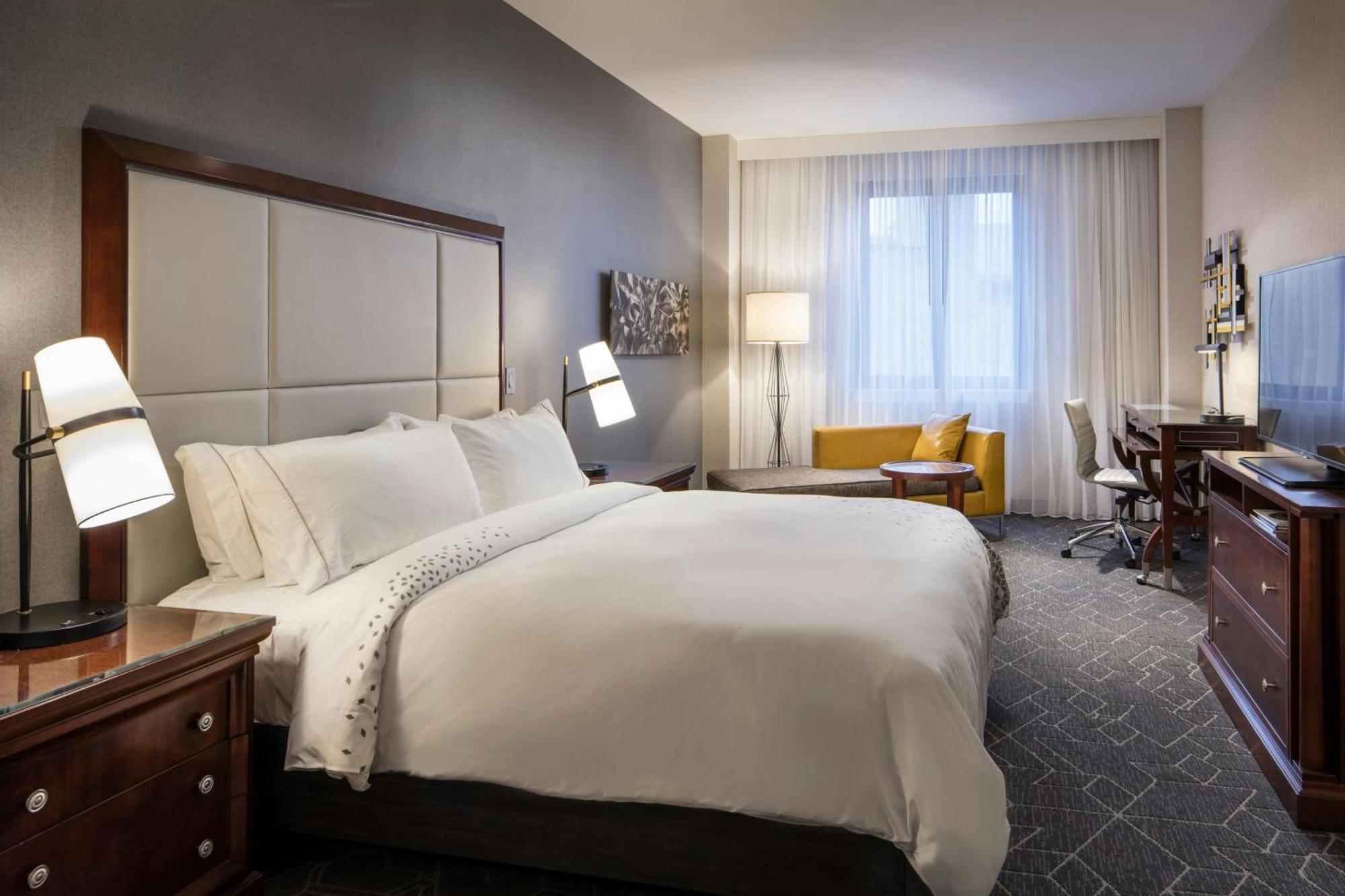 King Room,1643158292:JPEG