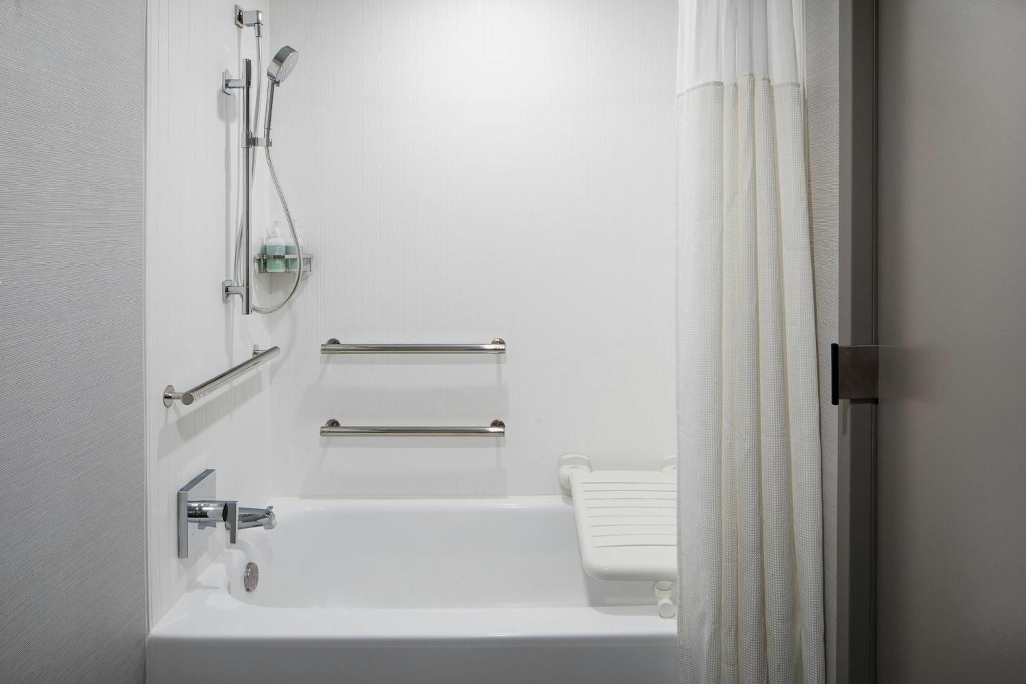 King Room with Sofa Bed,1643159577:JPEG