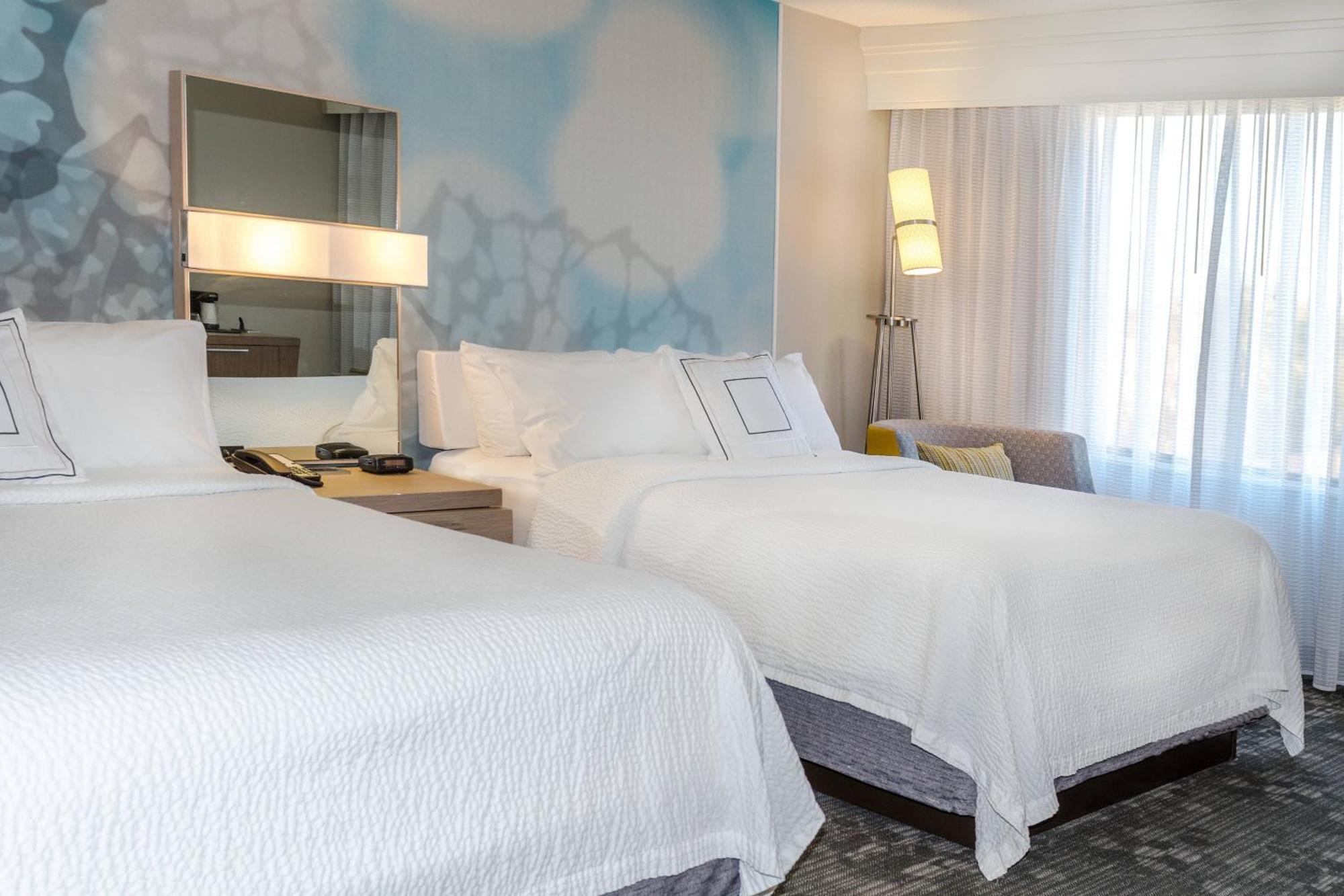 Queen Room with Two Queen Beds,1643160913:JPEG