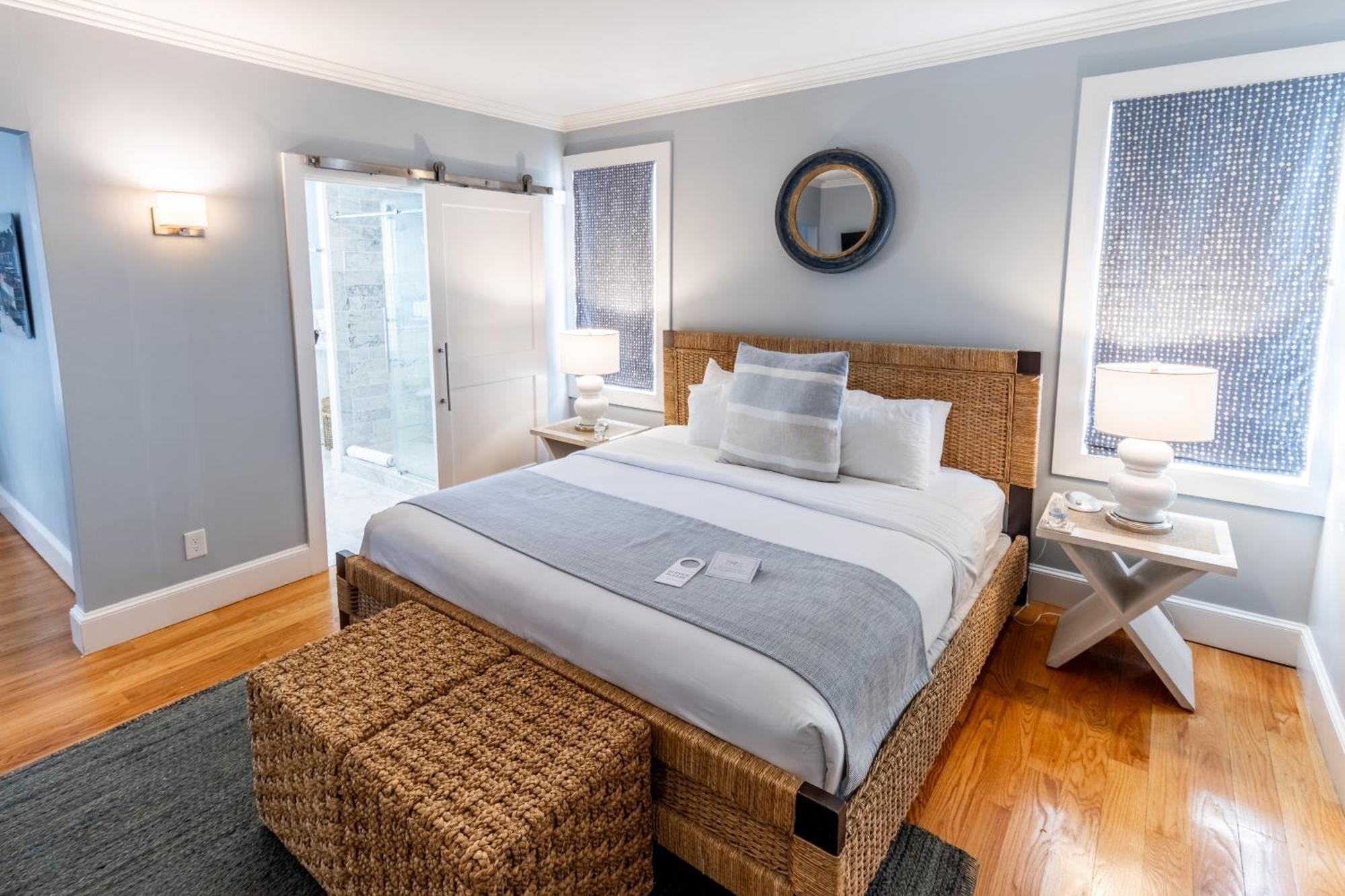 Basic Triple Room