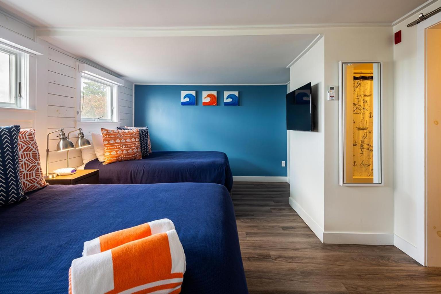 Queen Suite with Sea View - 2nd Floor