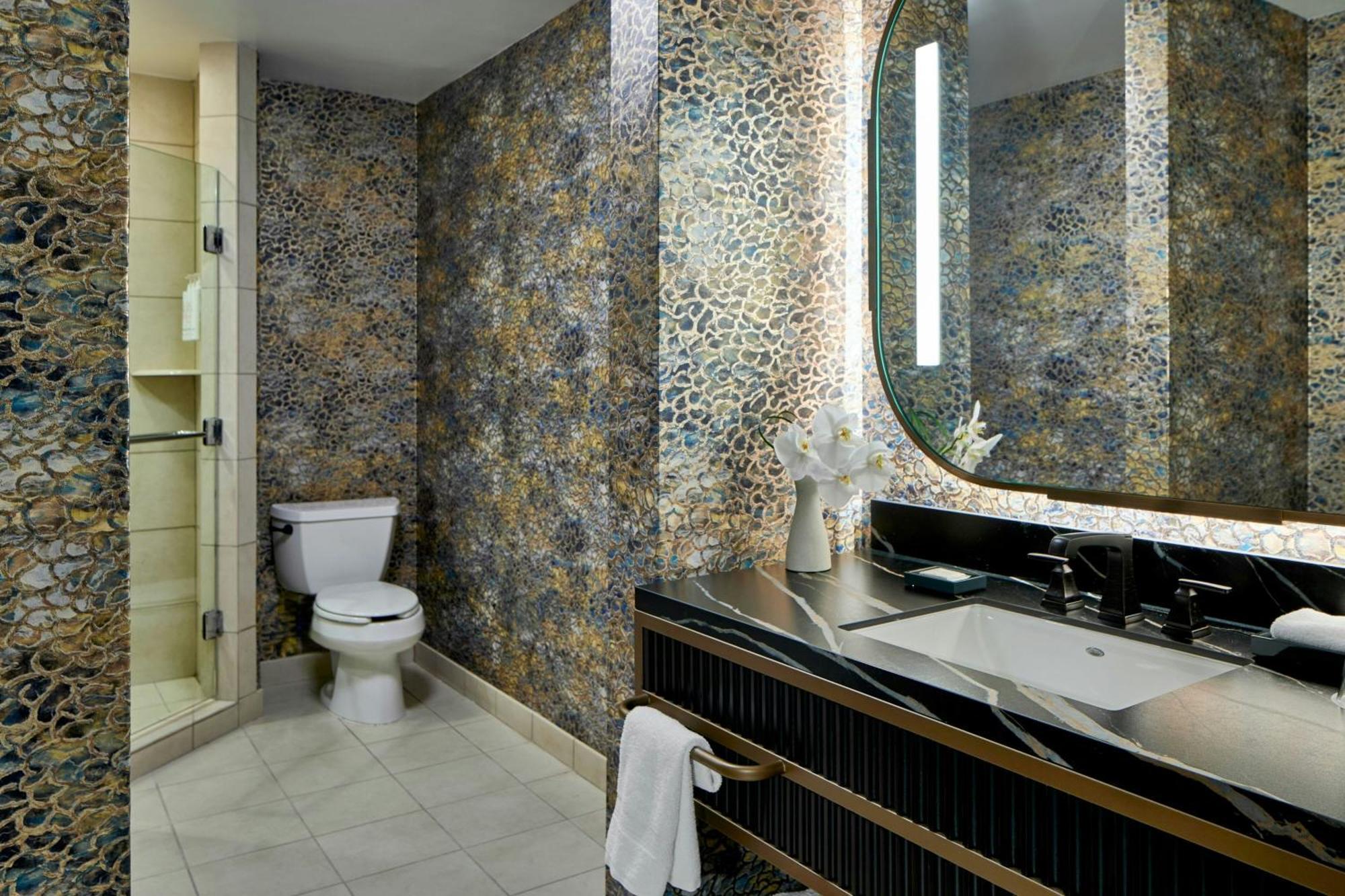 Guest room, 2 Queen, River view,1645659966:JPEG