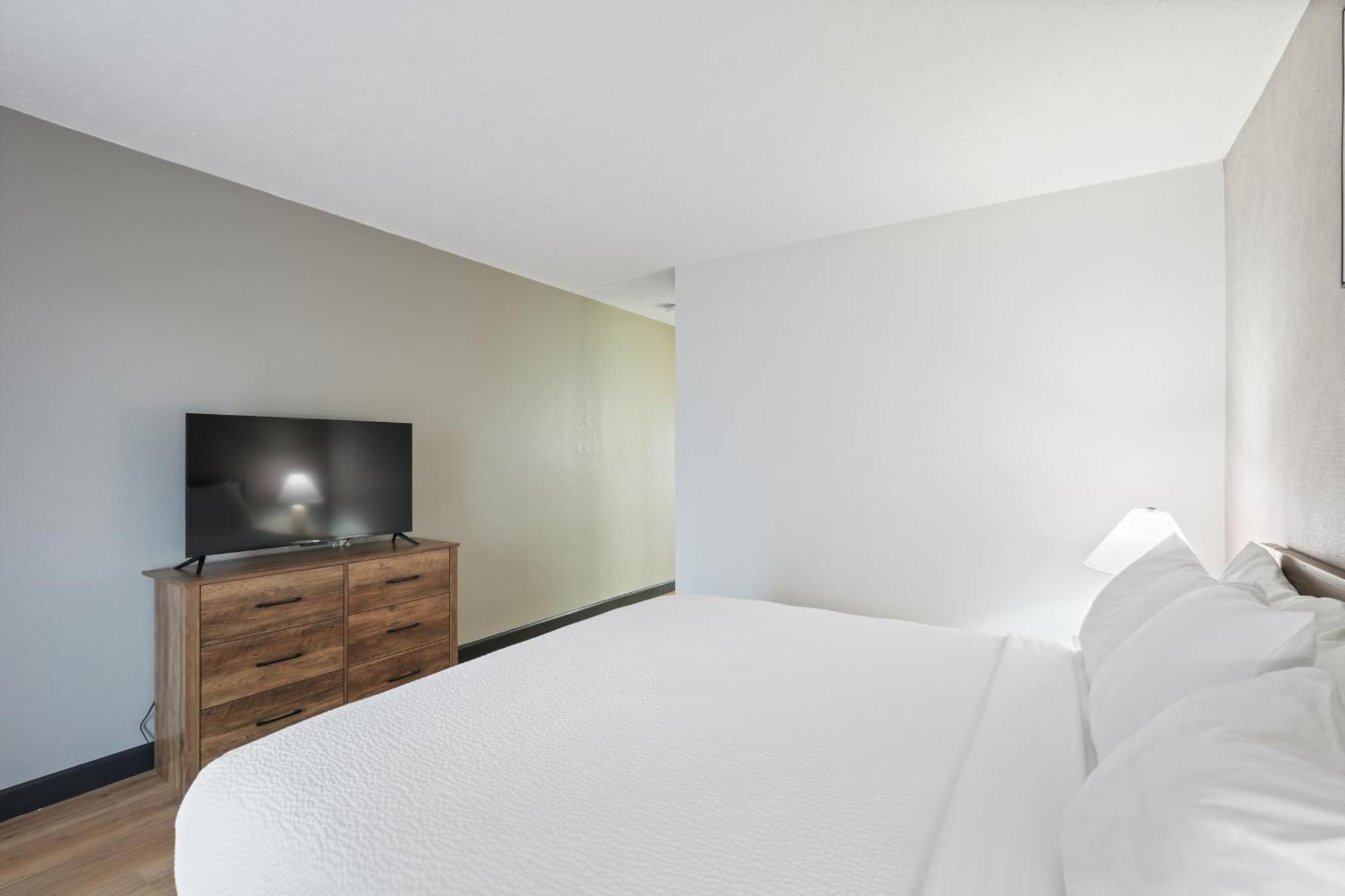 King Suite,1645692925:JPEG