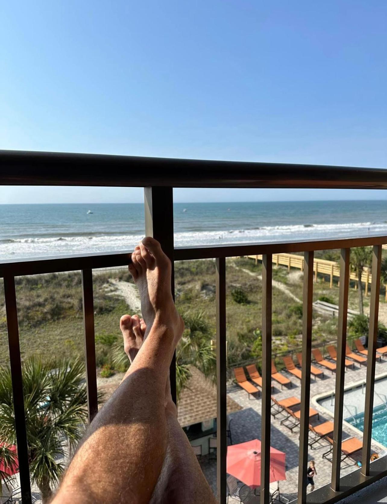 Oceanfront Suite with Kitchen, Two Queen Beds and Sofa Bed - Non-Smoking
