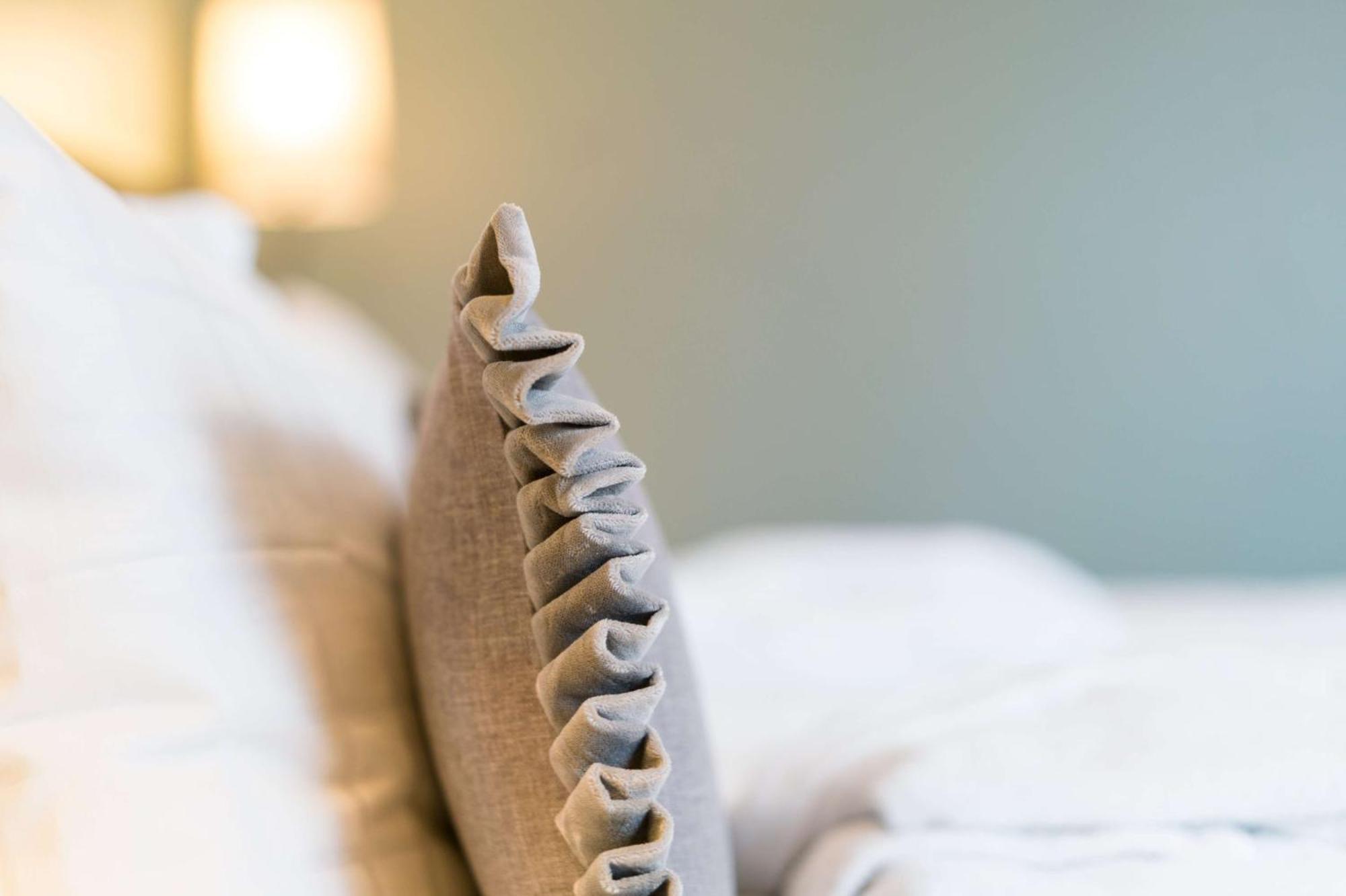 Standard Room,1649882249:JPEG