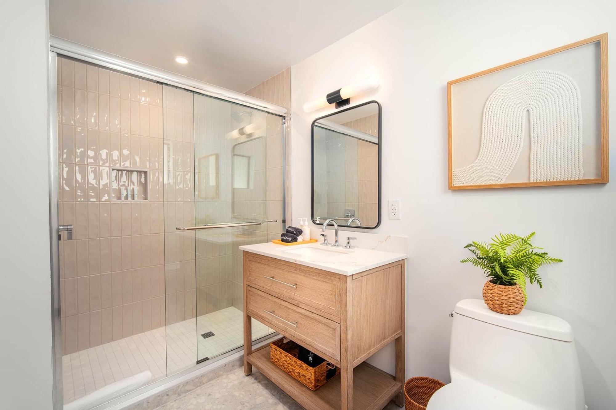 Oceanfront Cottage Style Room,1649909818:JPEG