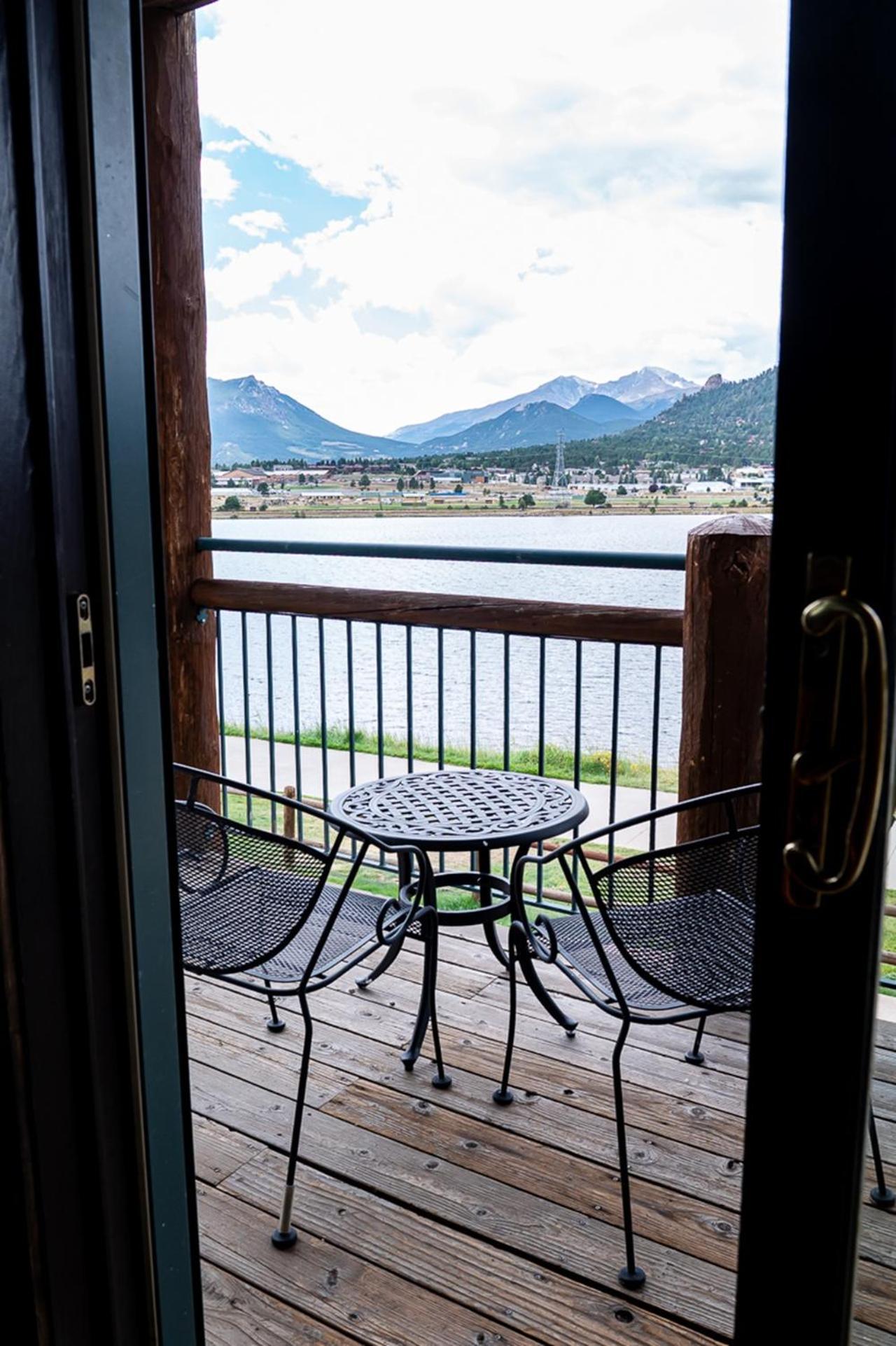 Superior King Suite