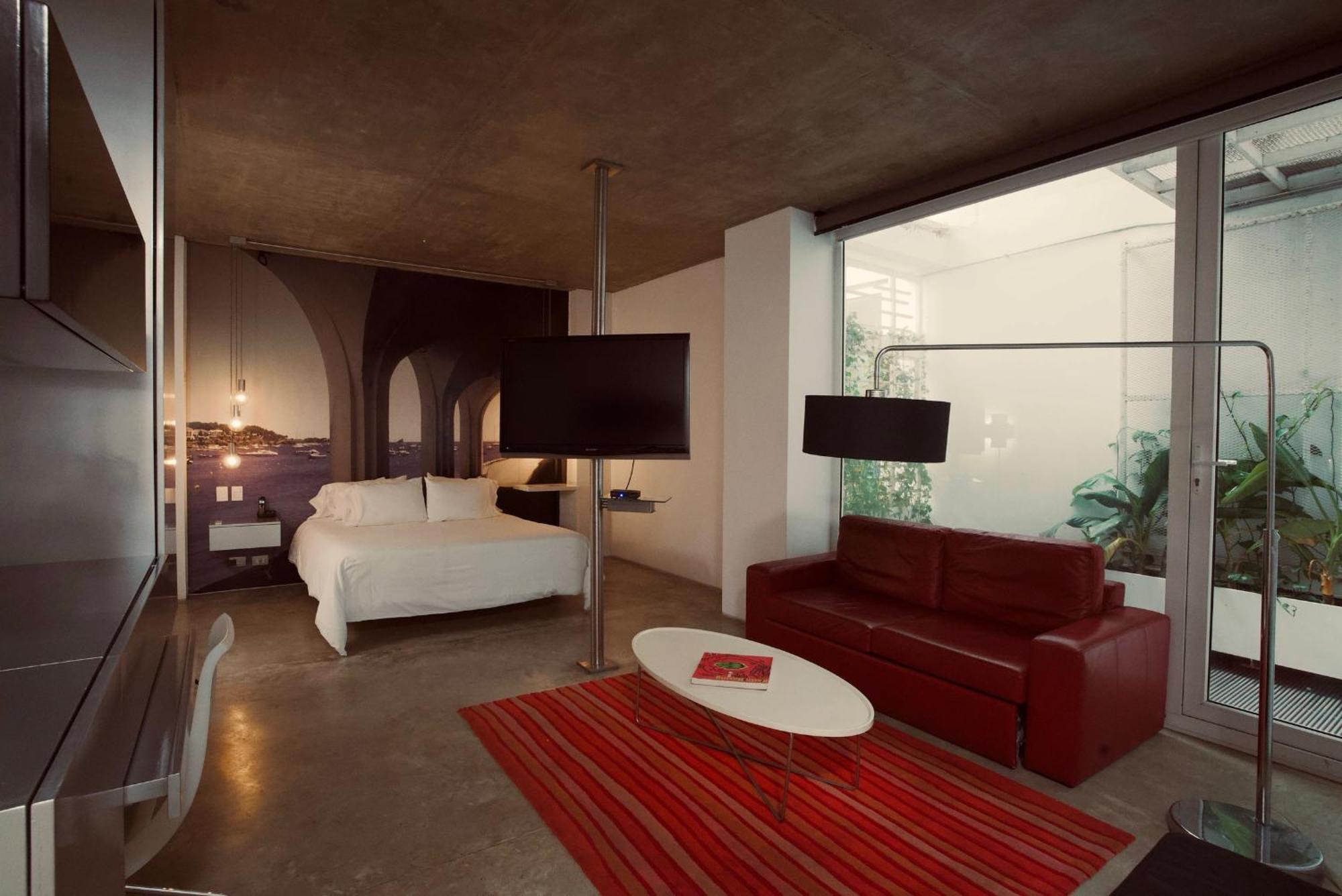 Standard Suite