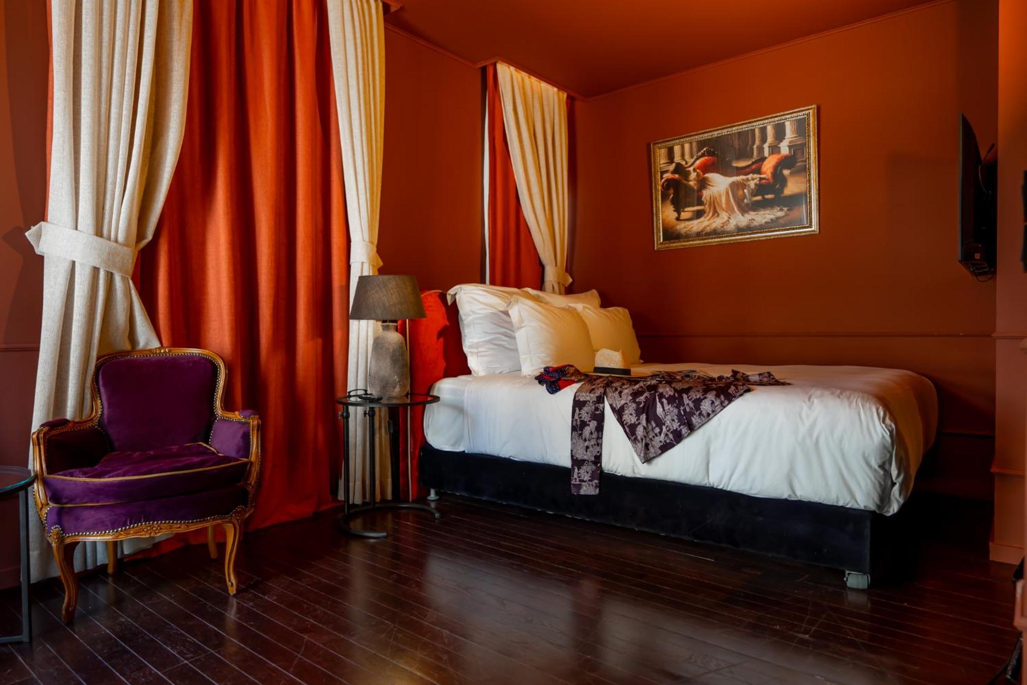 Deluxe Room,1654265568:JPEG