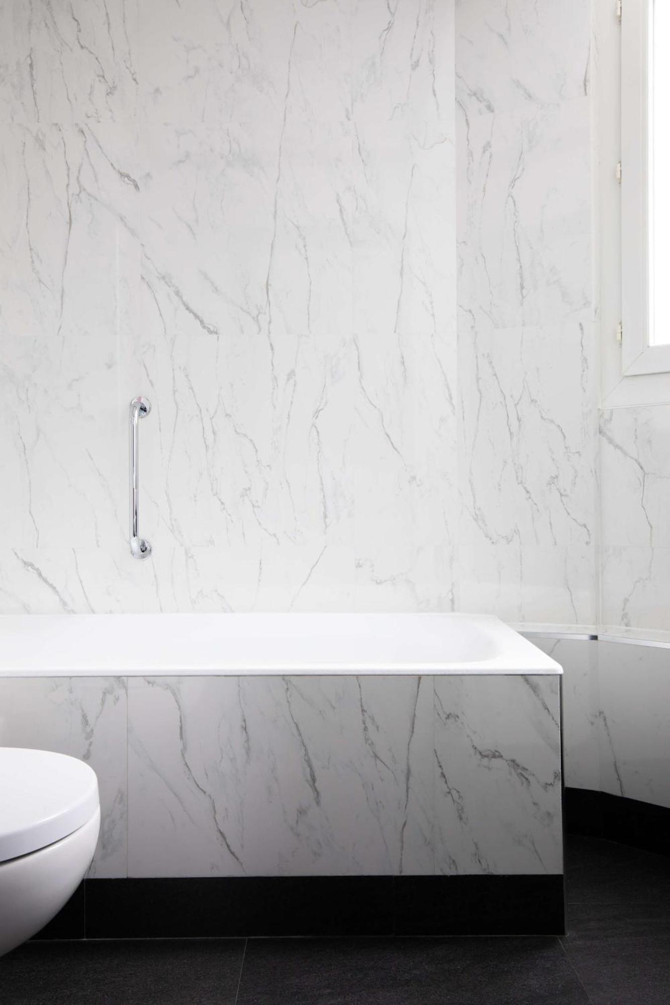 Queen Room,1657134926:JPEG