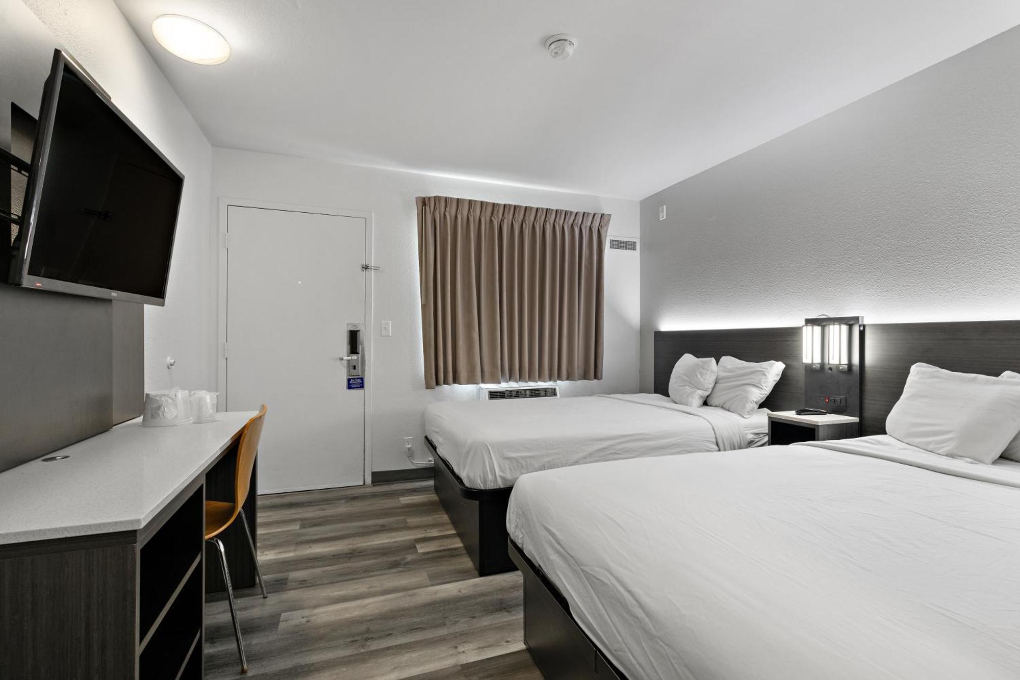 Deluxe Quadruple Room,1657152975:JPEG