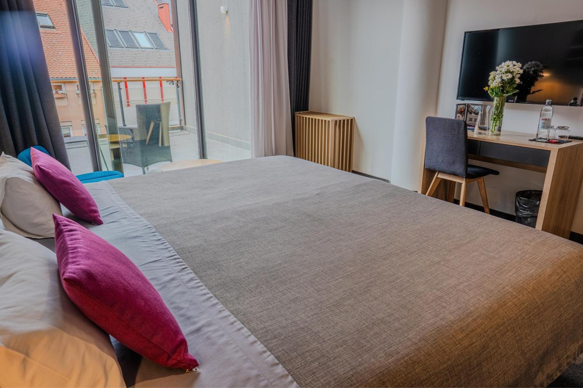 Superior Double Room with Balcony