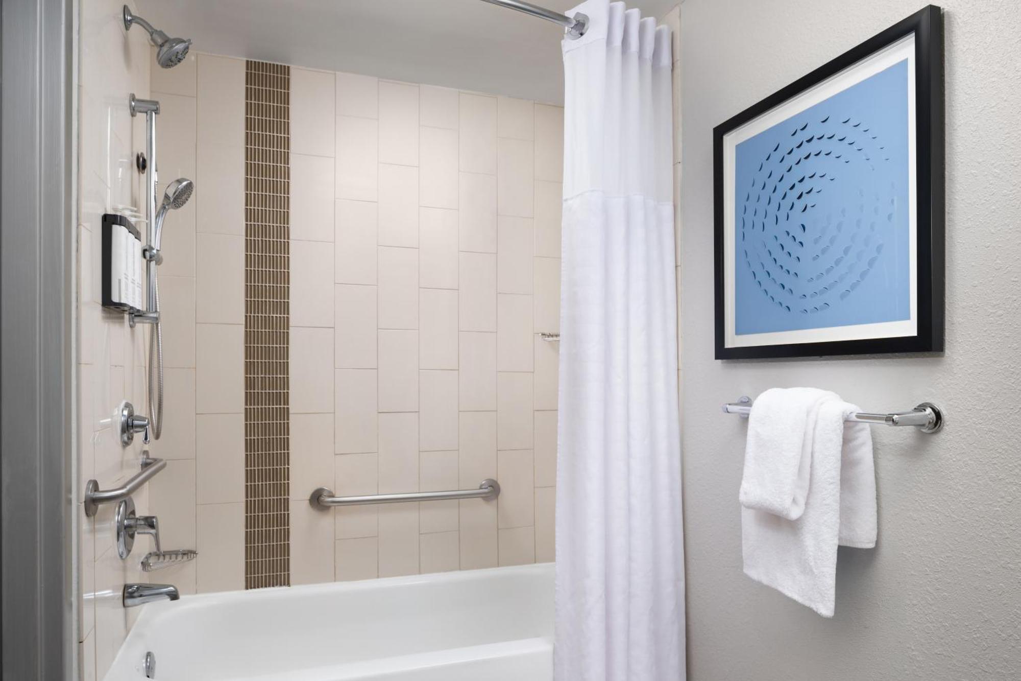 King Room with Sofa Bed and Accessible Tub - Disability Access