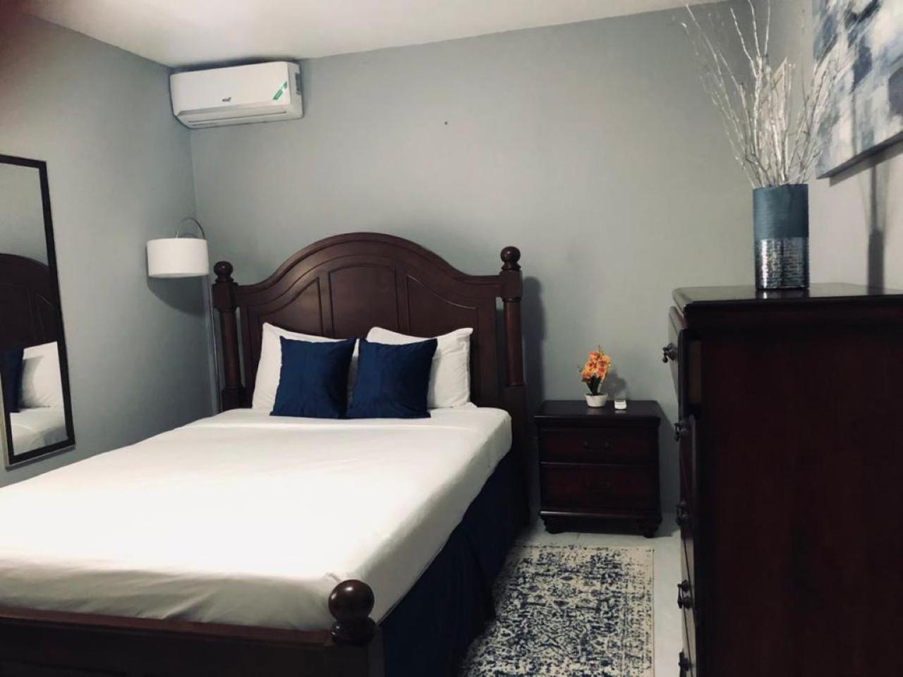 Three-Bedroom Cottage,1658085981:JPEG