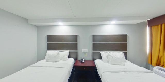 Deluxe Double Room with Two Double Beds - Non-Smoking,1703560011:JPEG