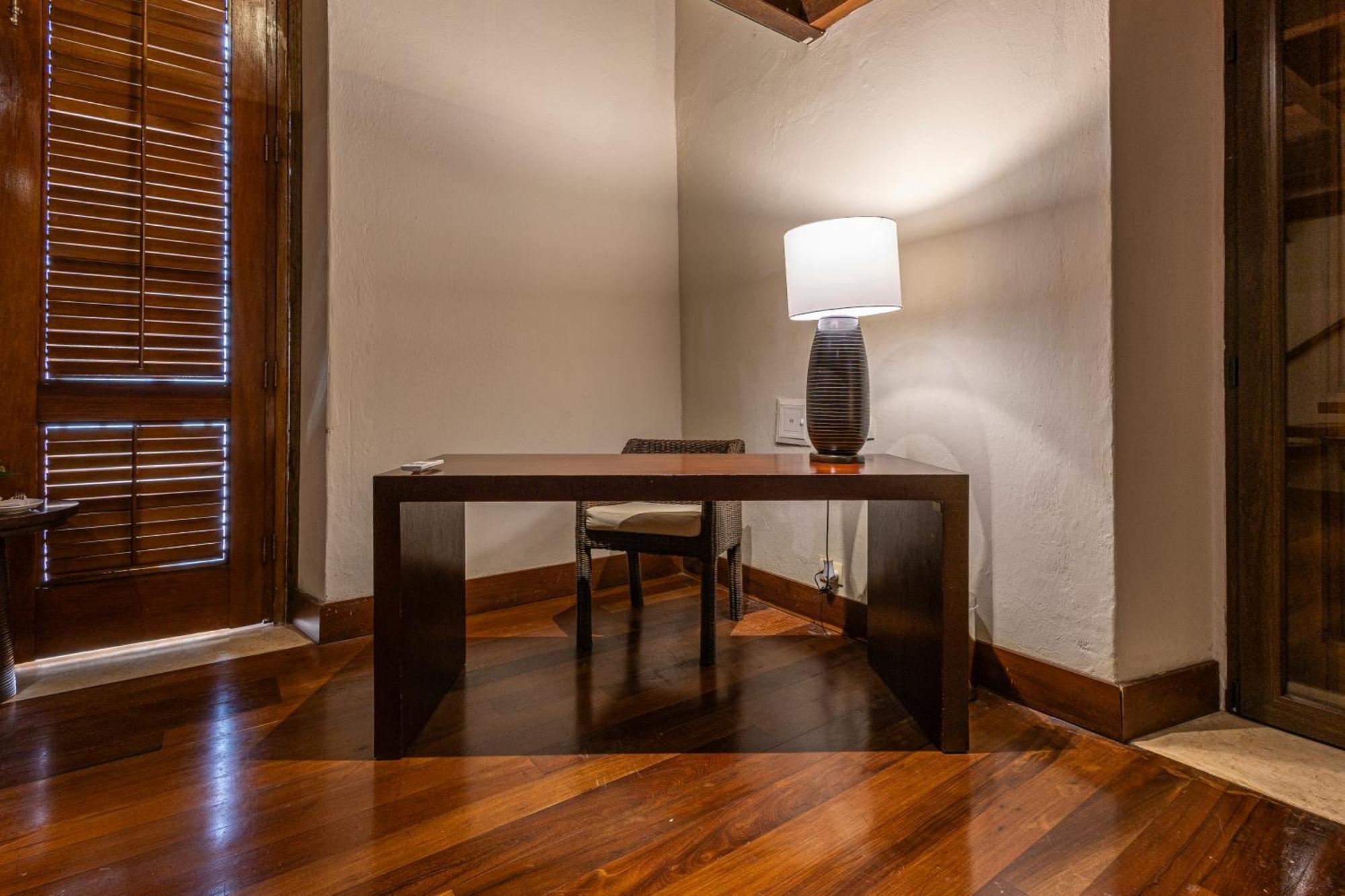 Junior Suite,1659480806:JPEG