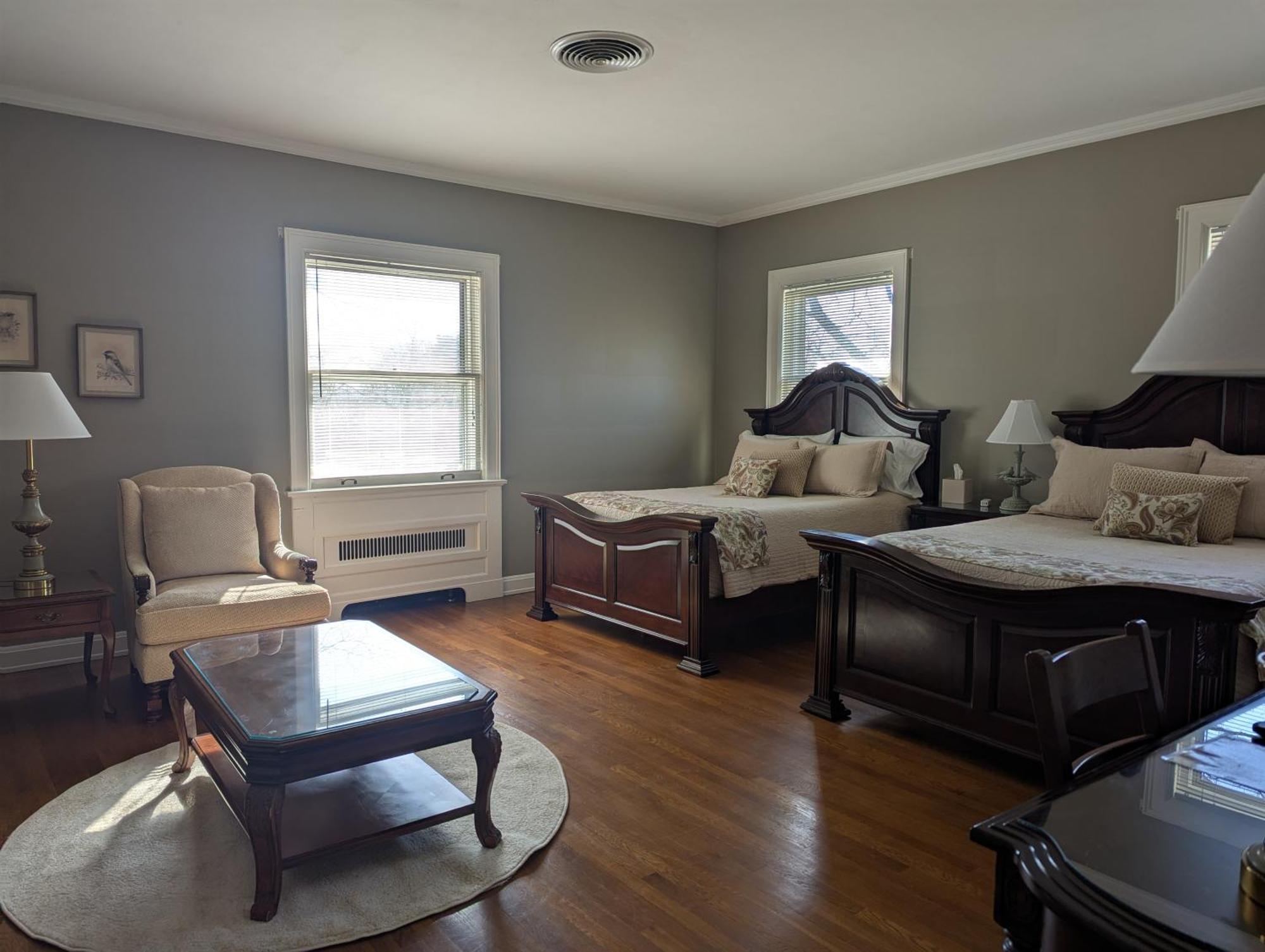 Deluxe Queen Room with Two Queen Beds