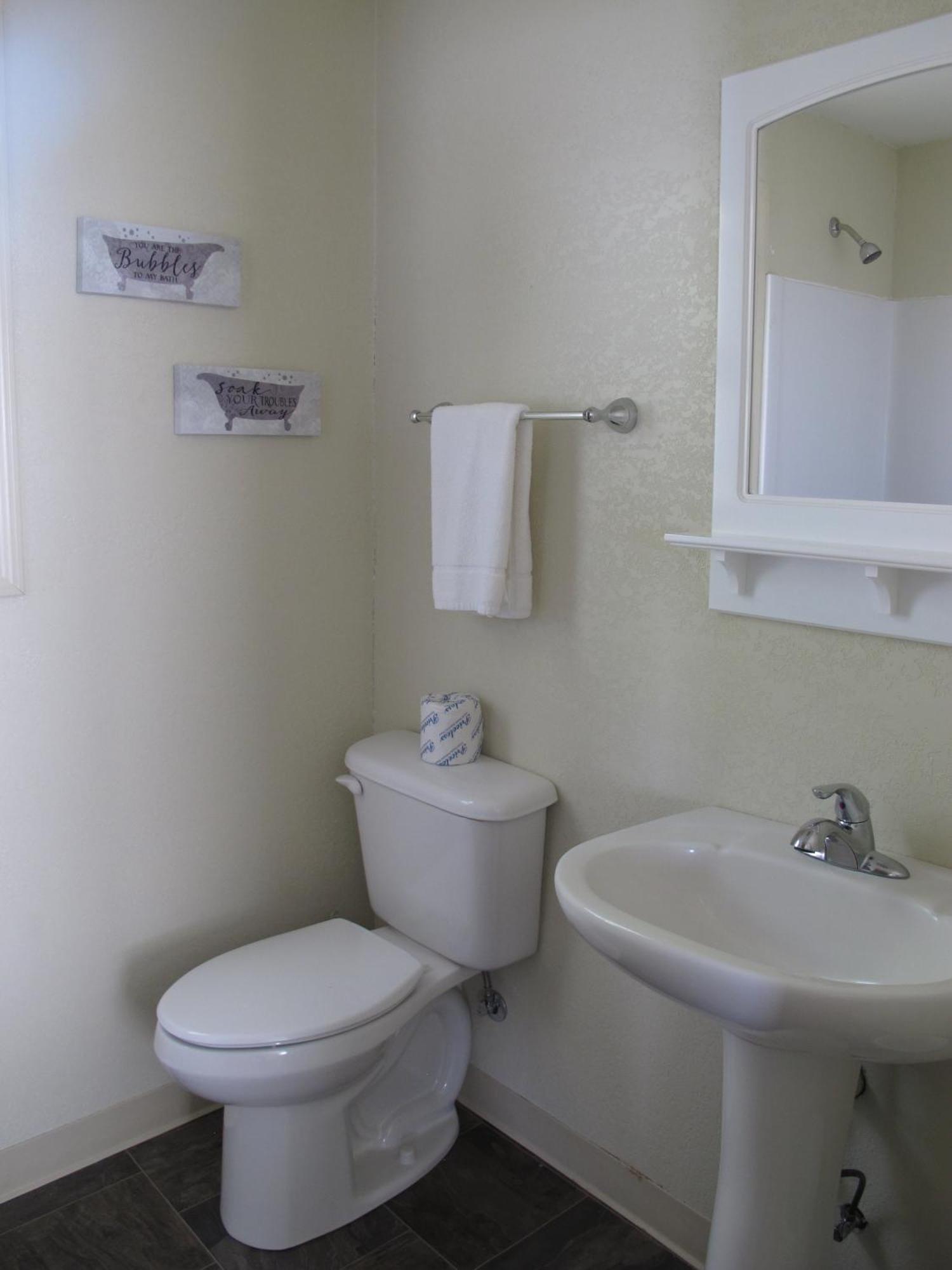 Two-Bedroom Apartment,1660335056:JPEG