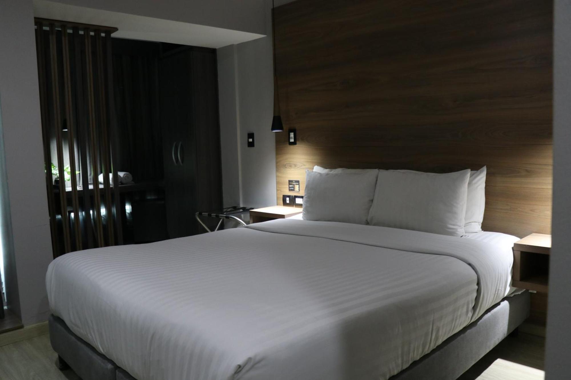 Double Room No Window