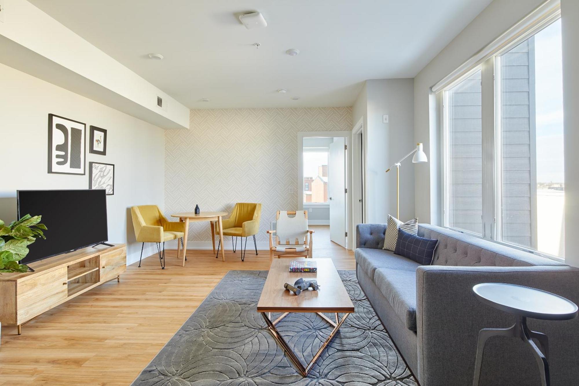 One-Bedroom Apartment
