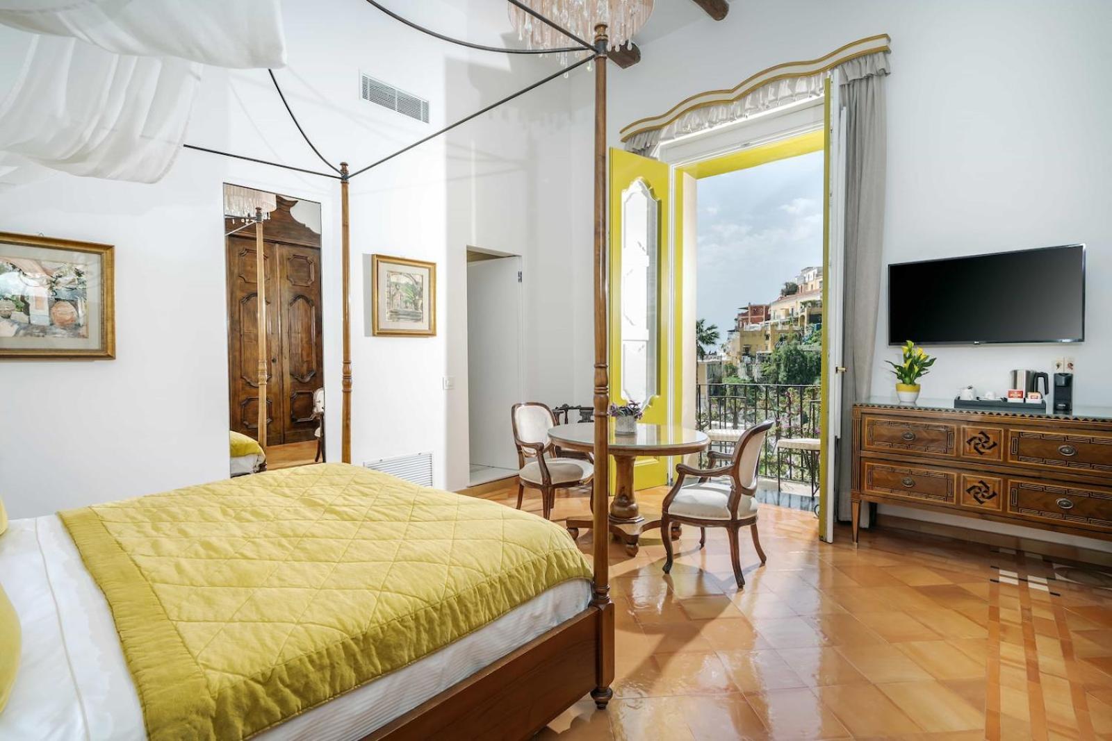 Deluxe Double Room with Sea View,1662978093:JPEG